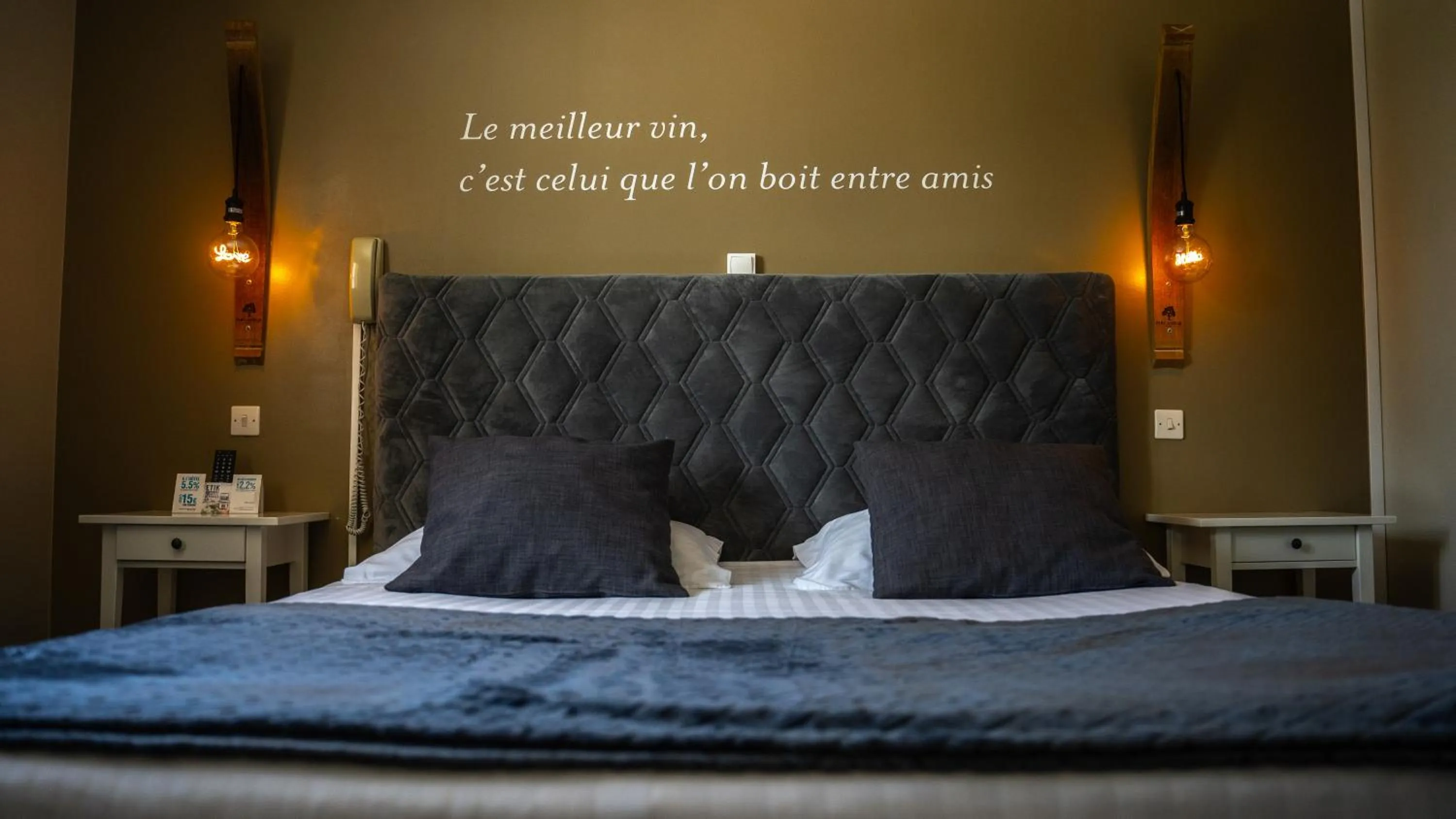 Bedroom, Bed in Hôtel Parc Adélie - Logis Hôtels