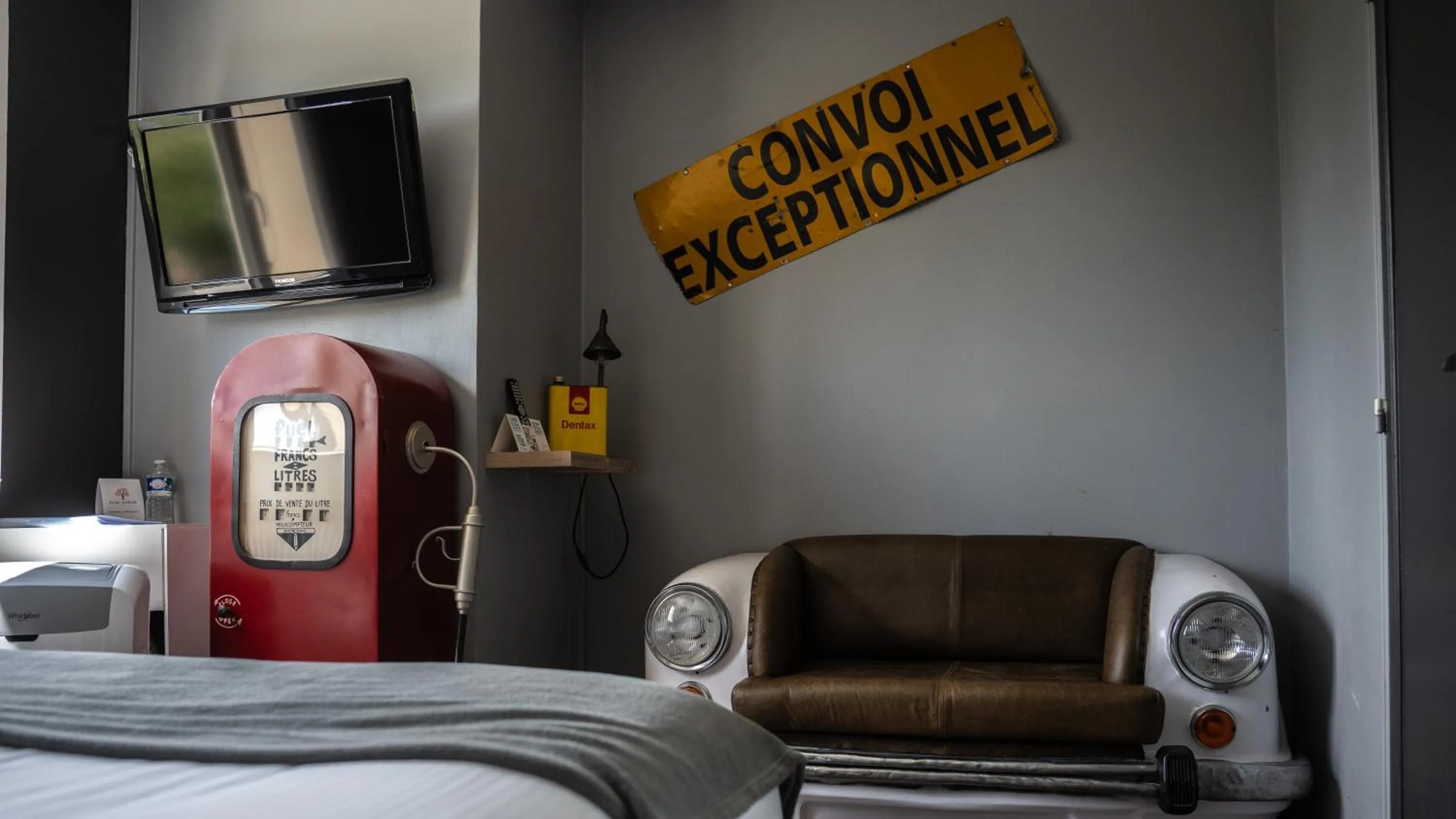 Photo of the whole room, Bed in Hôtel Parc Adélie - Logis Hôtels