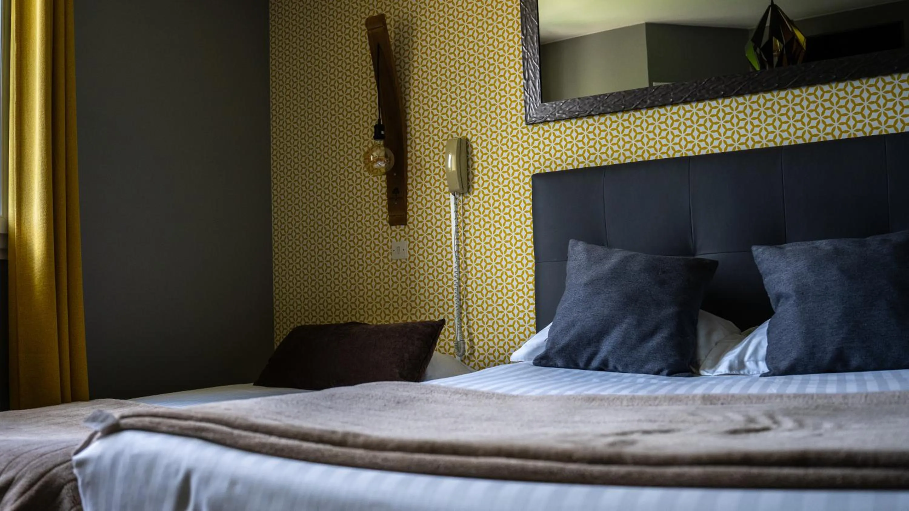 Bedroom, Bed in Hôtel Parc Adélie - Logis Hôtels