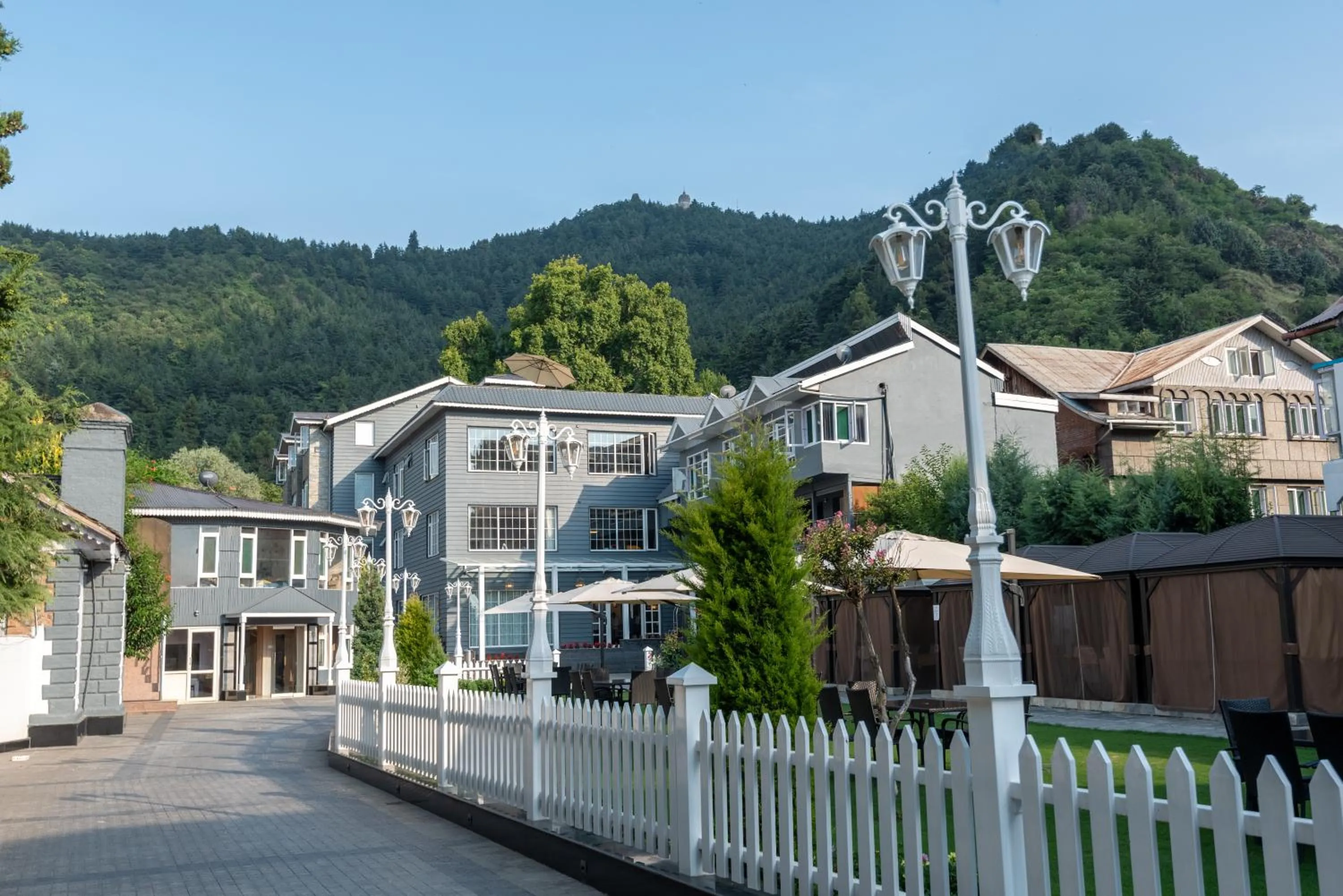 Property building in Hotel Grand Boulevard
