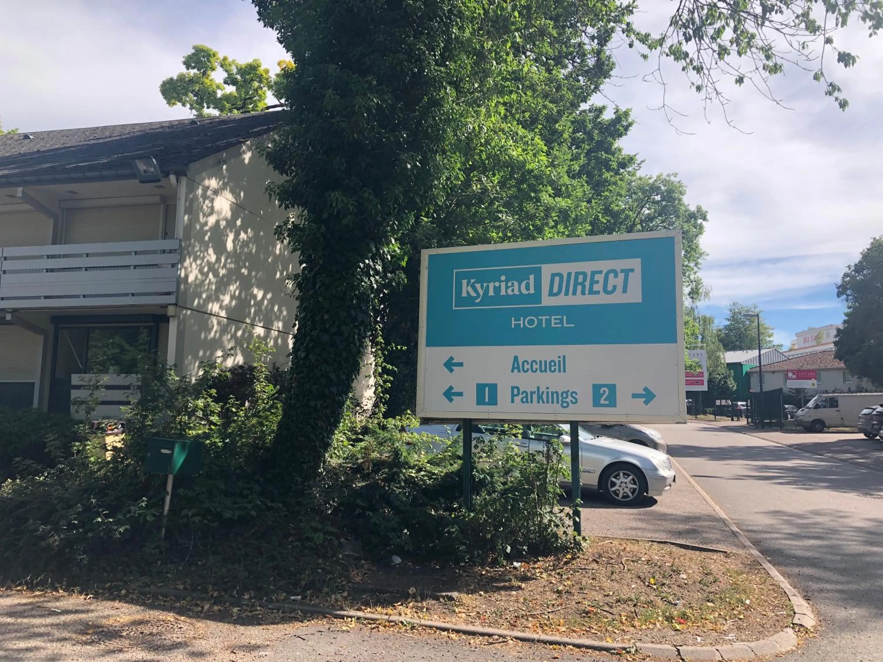 Parking in Kyriad Direct Nancy Sud -Vandoeuvre - Rénové