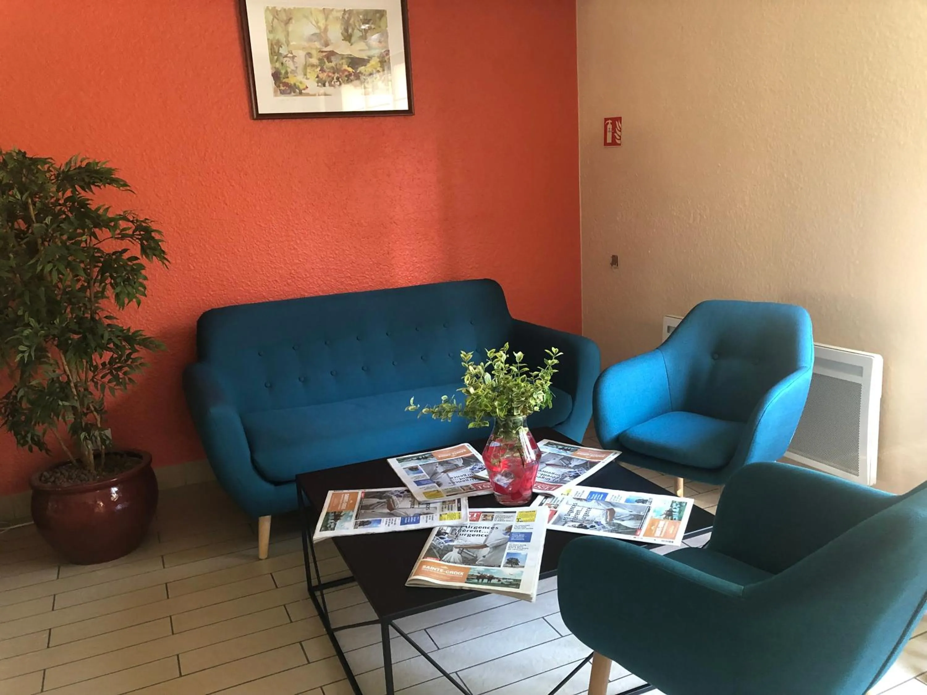 Living room in Kyriad Direct Nancy Sud -Vandoeuvre - Rénové