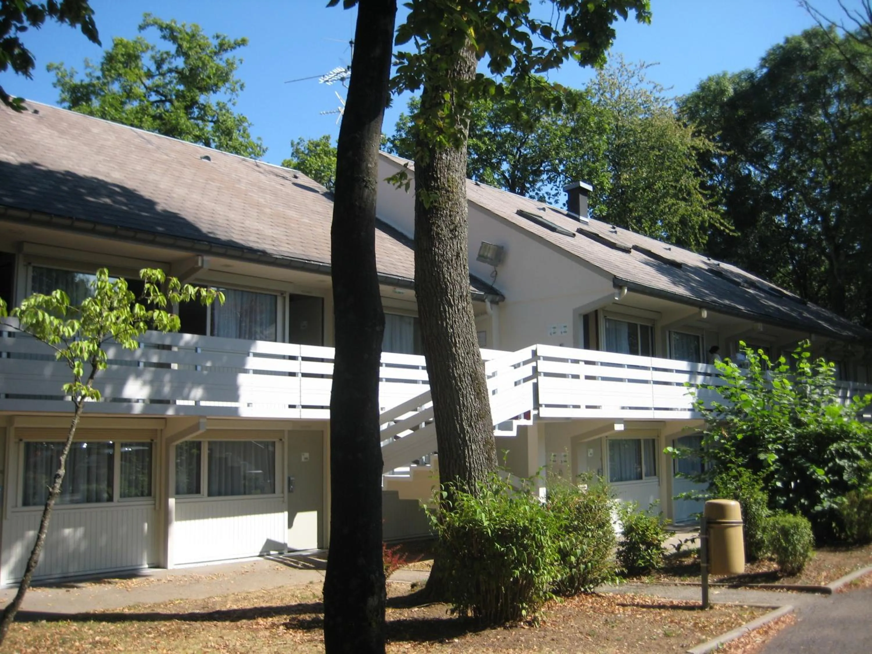 Property building in Kyriad Direct Nancy Sud -Vandoeuvre - Rénové