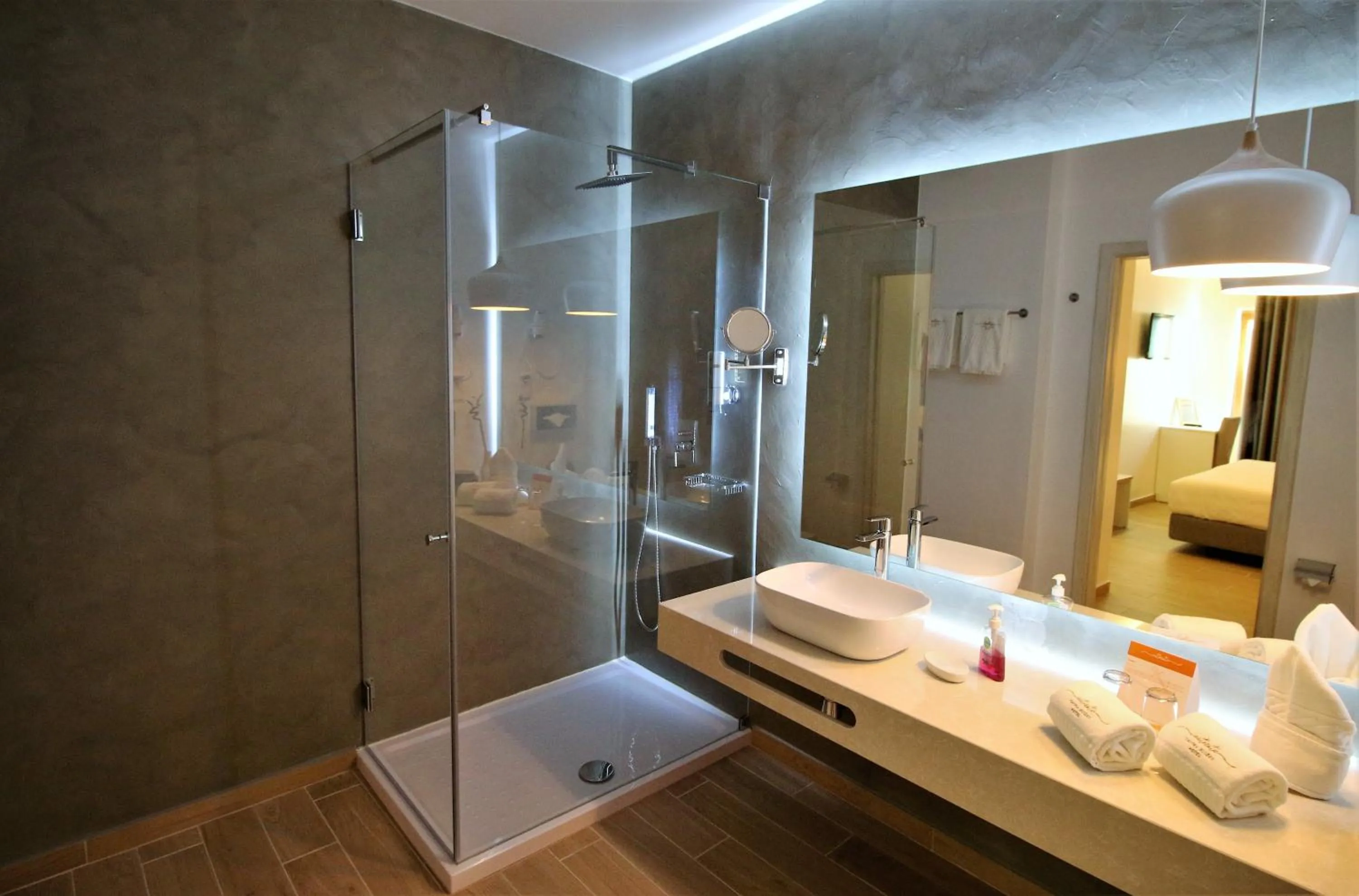 Shower in Authentic Tavira Hotel