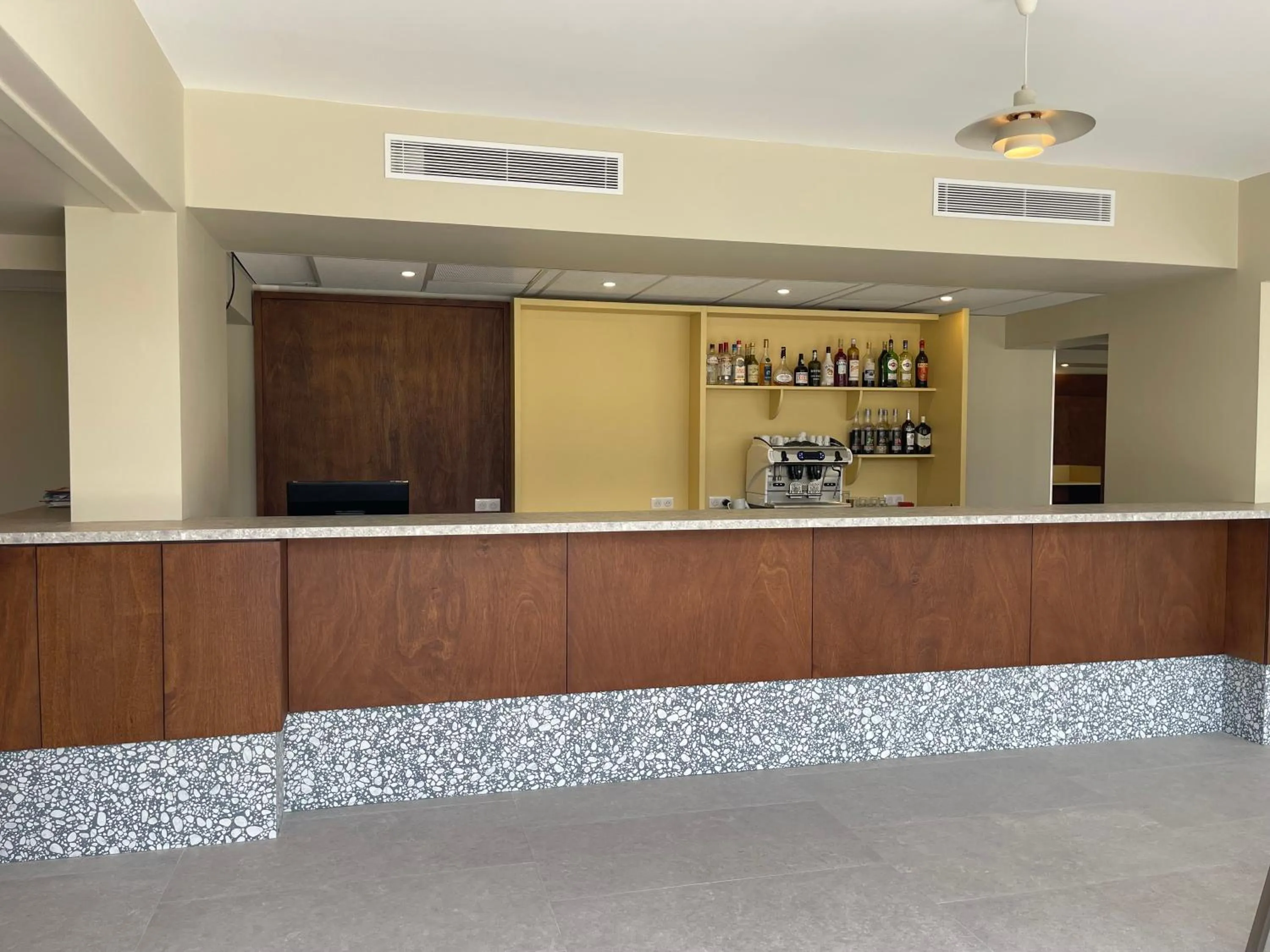 Lounge or bar in Kyriad Hotel Cannes Mandelieu