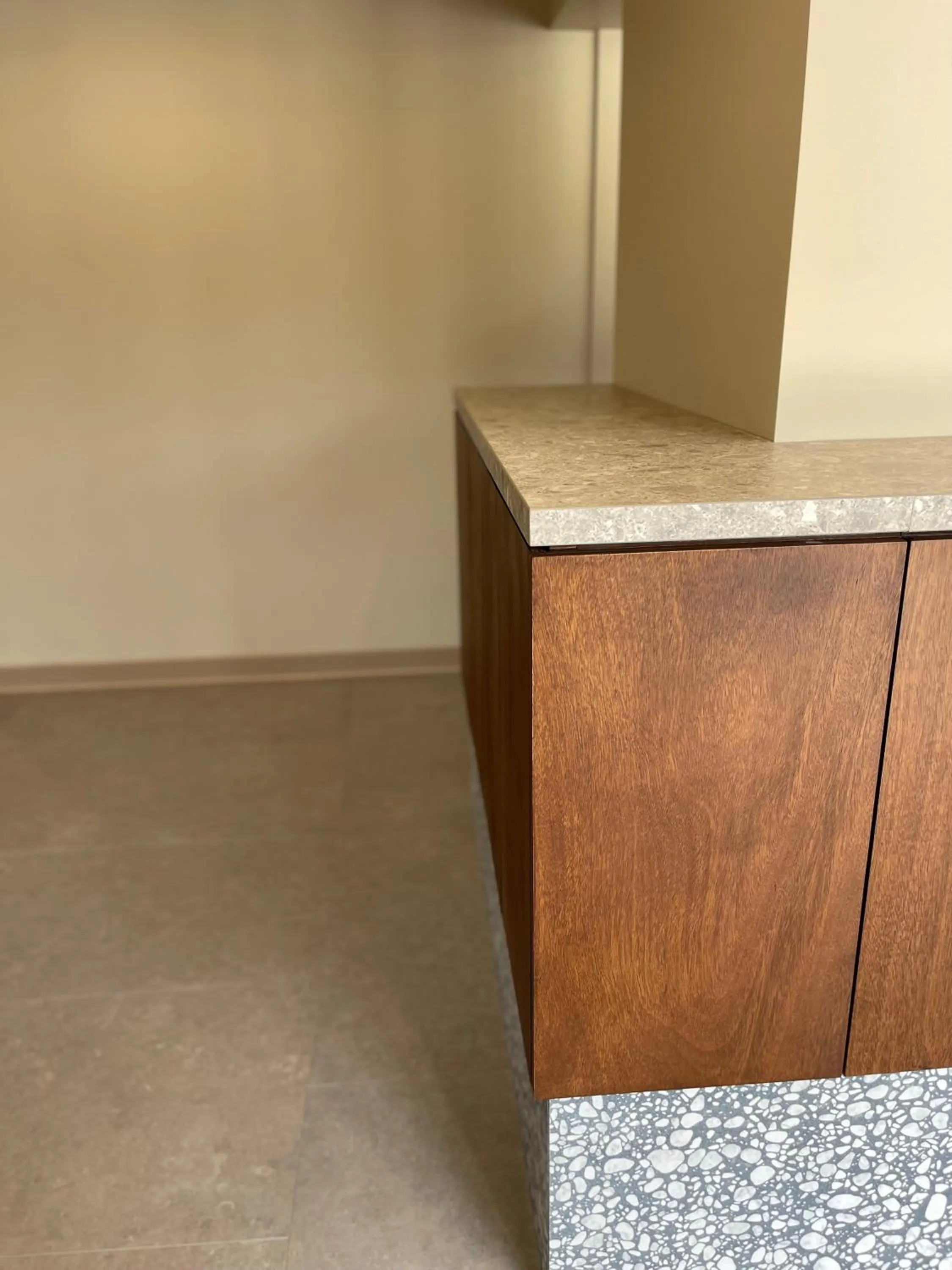 Lobby or reception in Kyriad Hotel Cannes Mandelieu