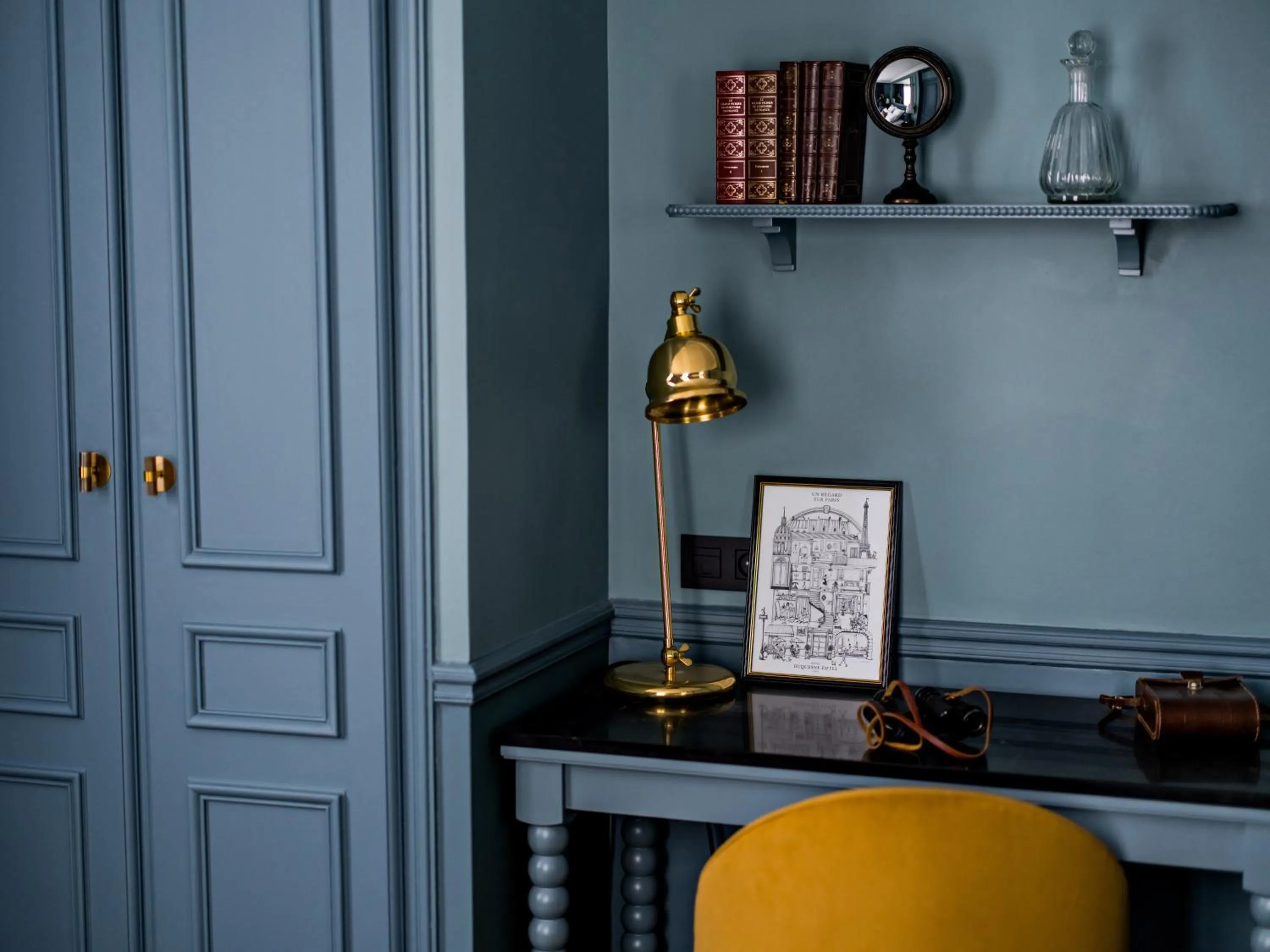 Bedroom in Hotel Duquesne Eiffel