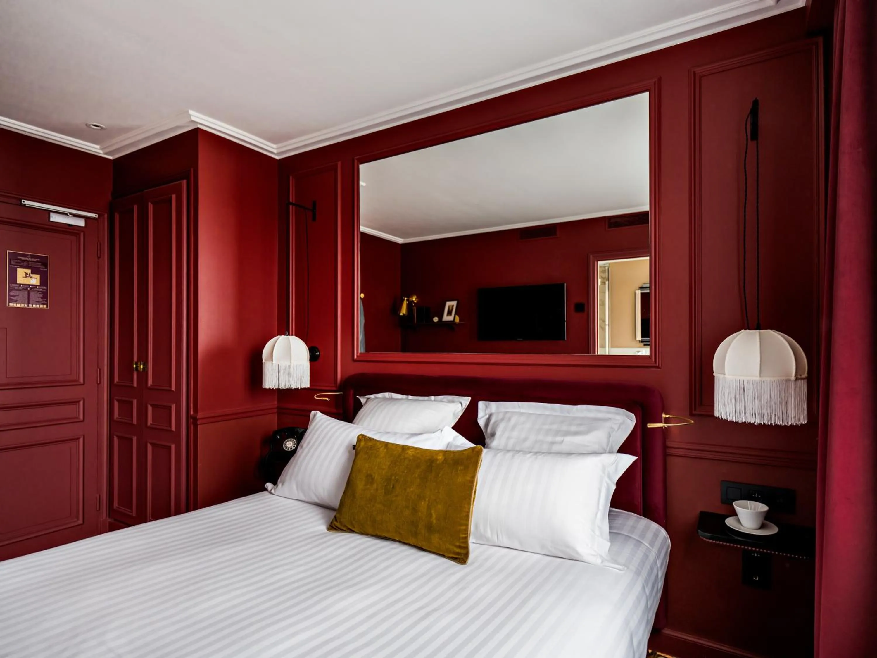 Bedroom, Bed in Hotel Duquesne Eiffel