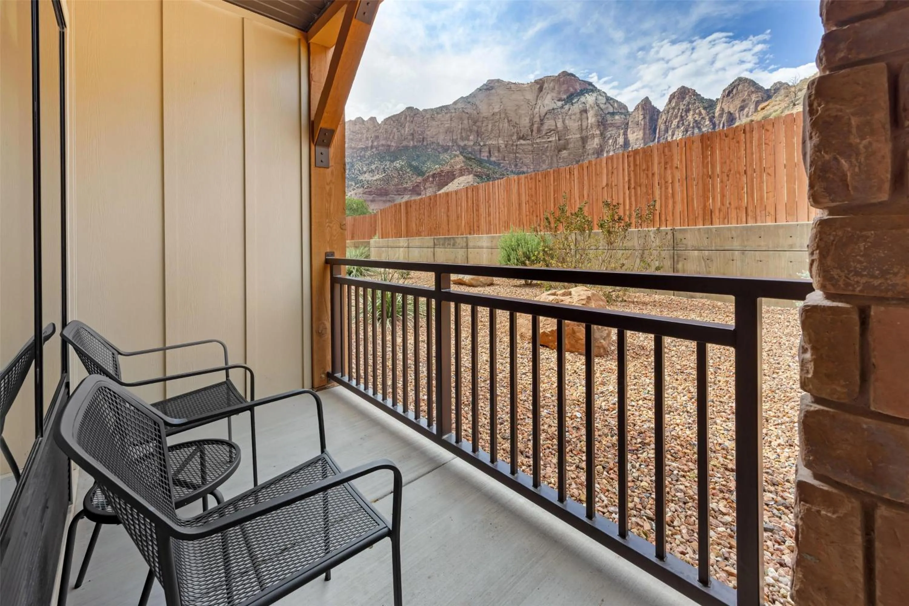 Bedroom in Best Western Plus Zion Canyon Inn & Suites