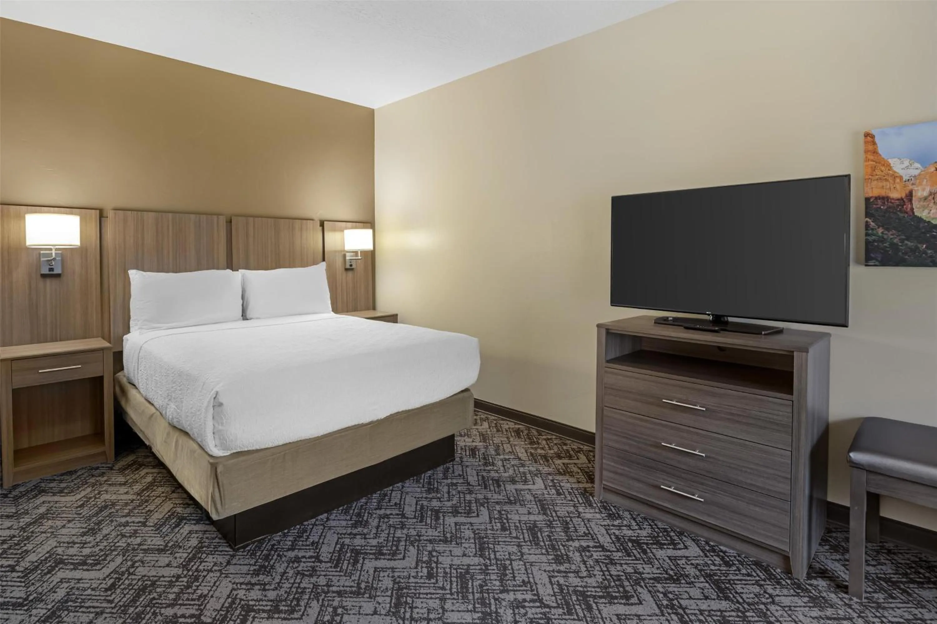 Photo of the whole room, Bed in Best Western Plus Zion Canyon Inn & Suites