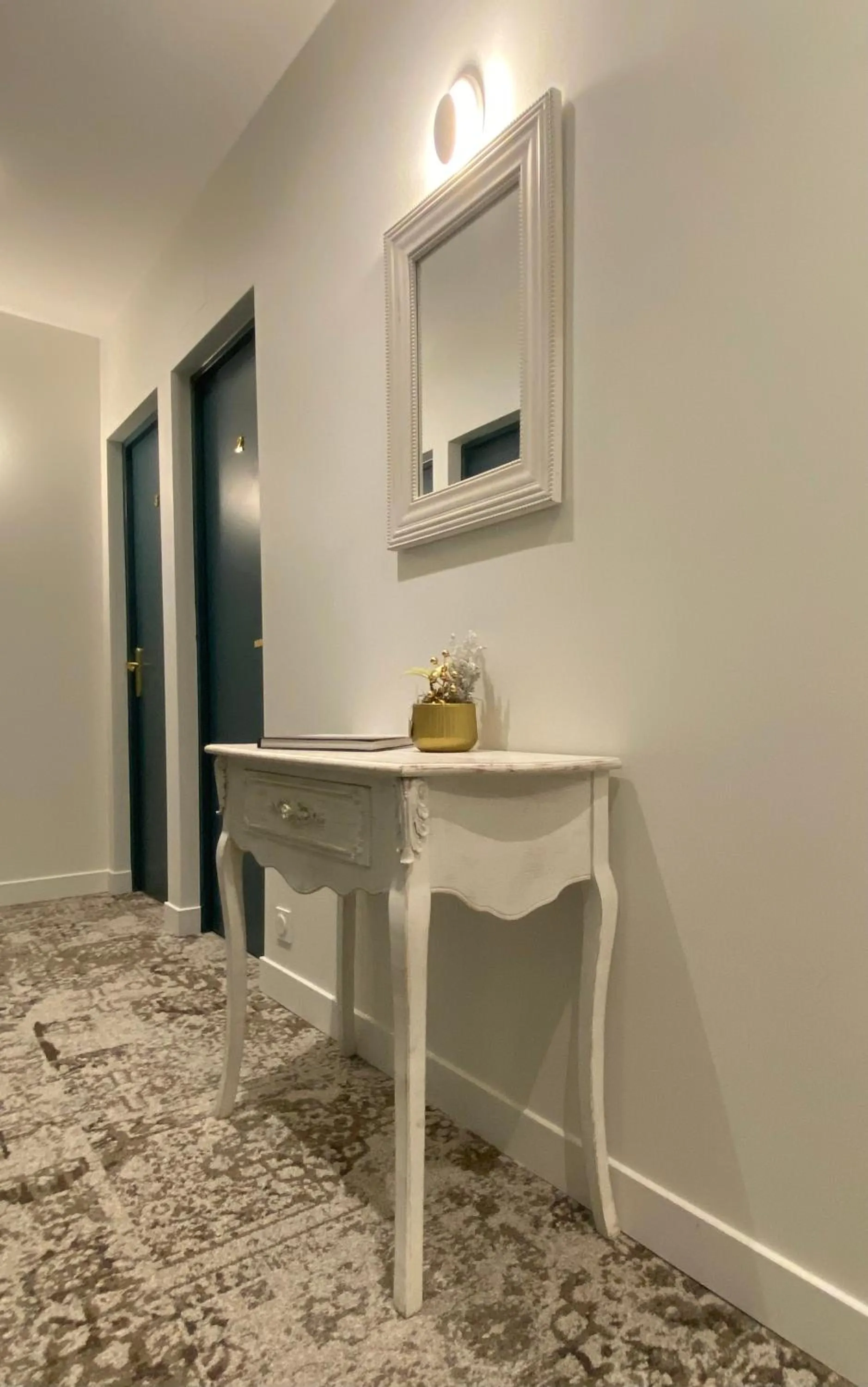 Decorative detail in Hotel Solara