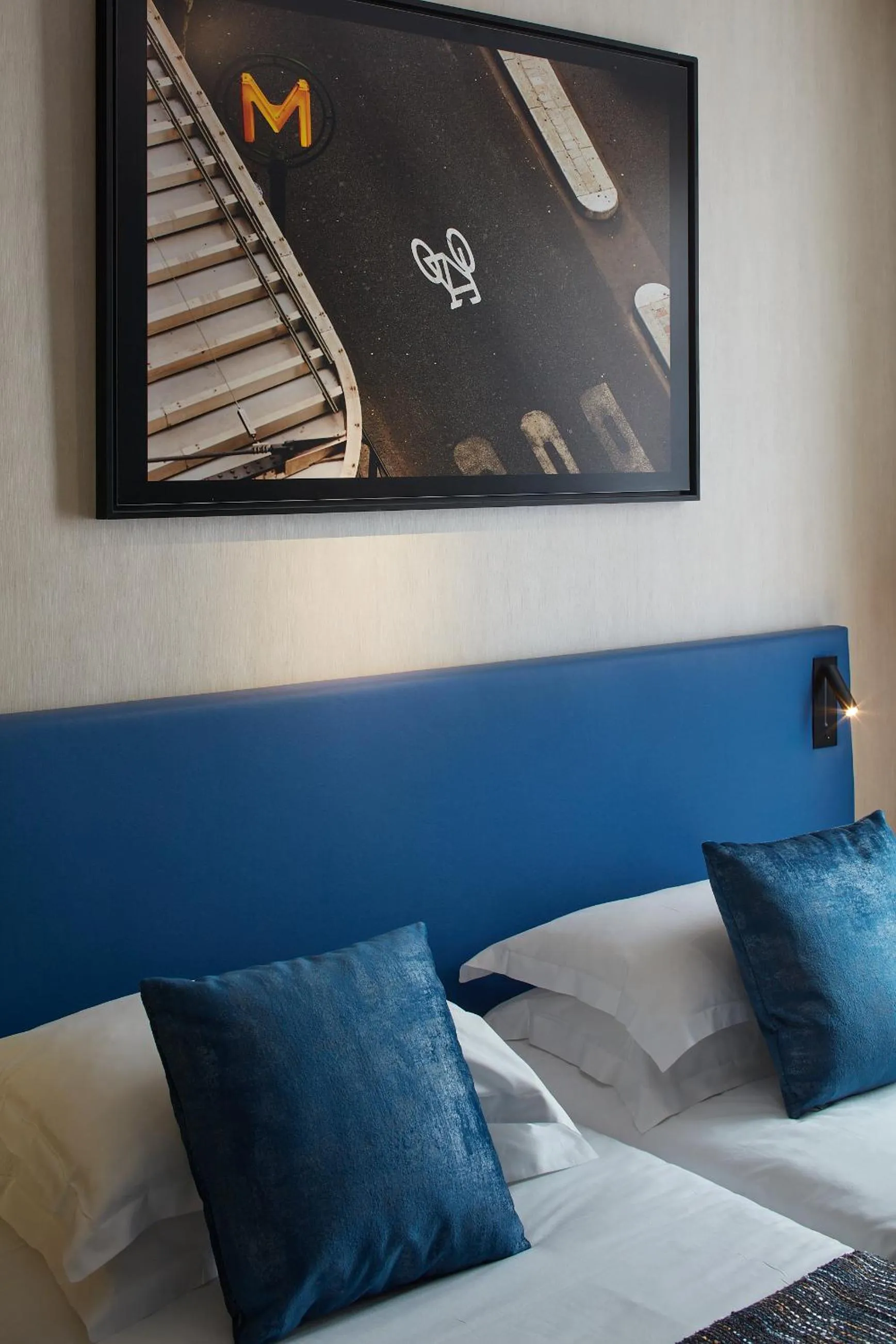 Bedroom, Bed in Hotel Atmospheres