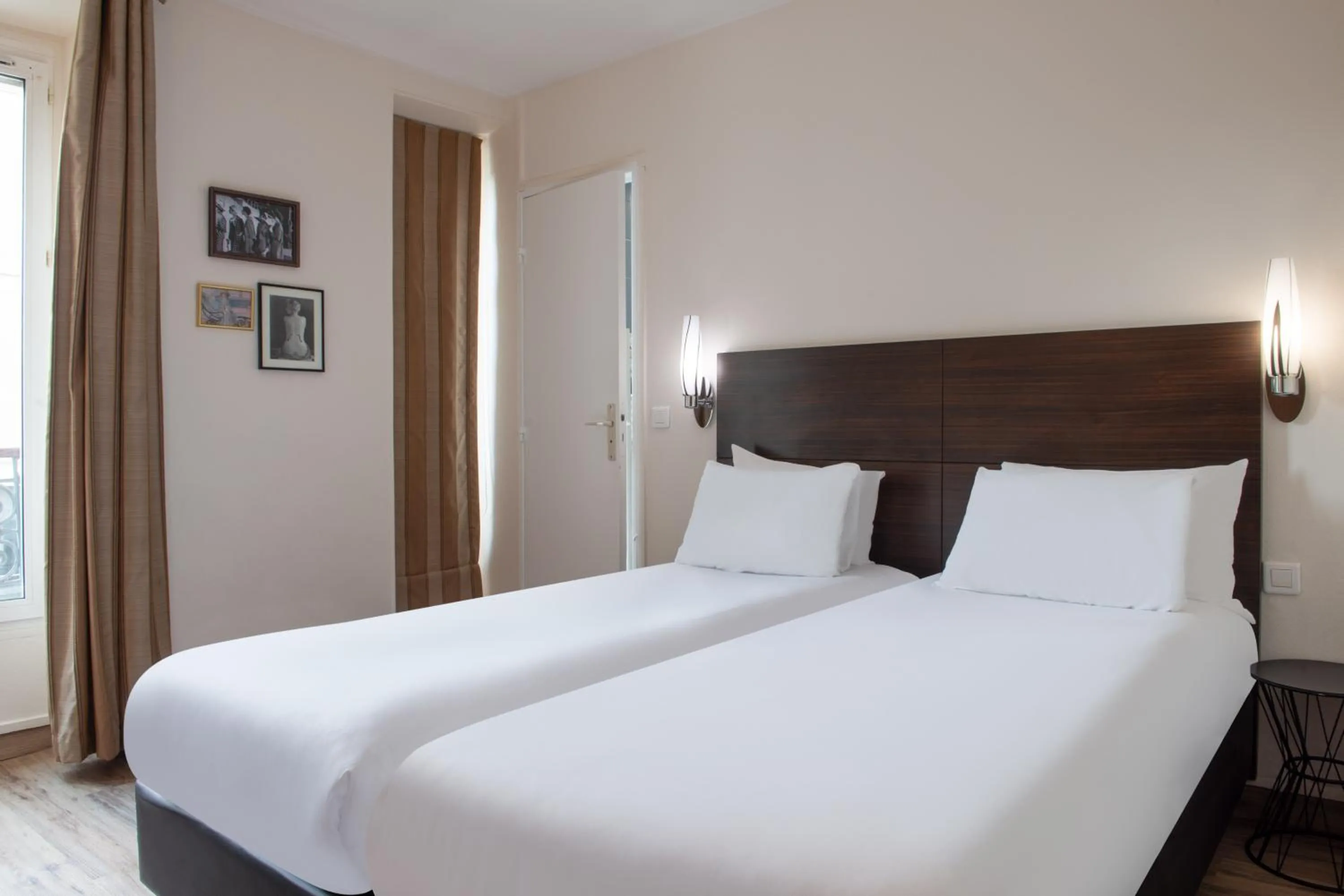 Twin Room in Hôtel Istria by Magna Arbor