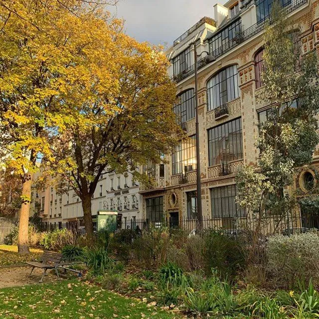 Property building in Hôtel Istria by Magna Arbor