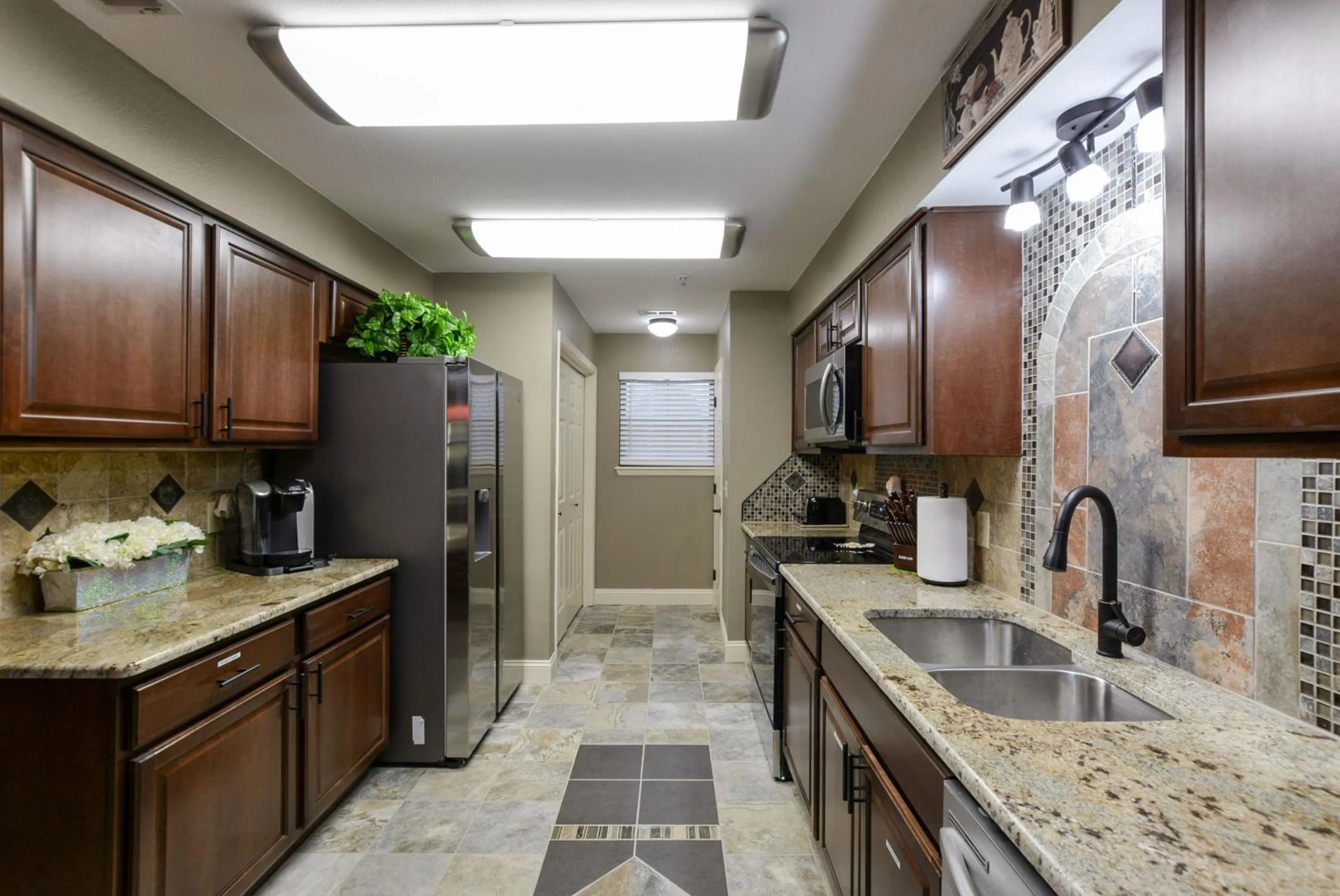 Luxury Condos at Thousand Hills - Heart of Branson - Beautifully remodeled - Spacious and Affordable