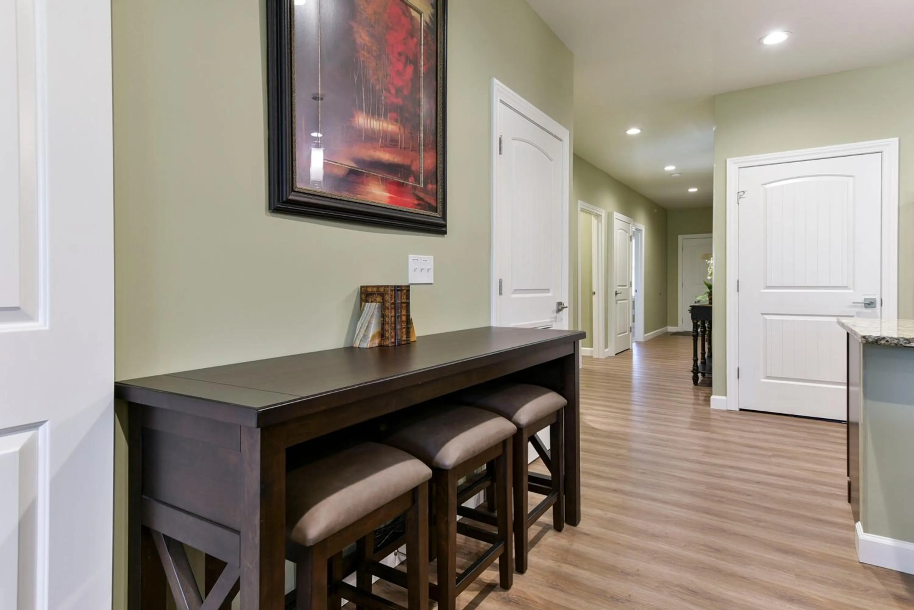 Luxury Condos at Thousand Hills - Heart of Branson - Beautifully remodeled - Spacious and Affordable