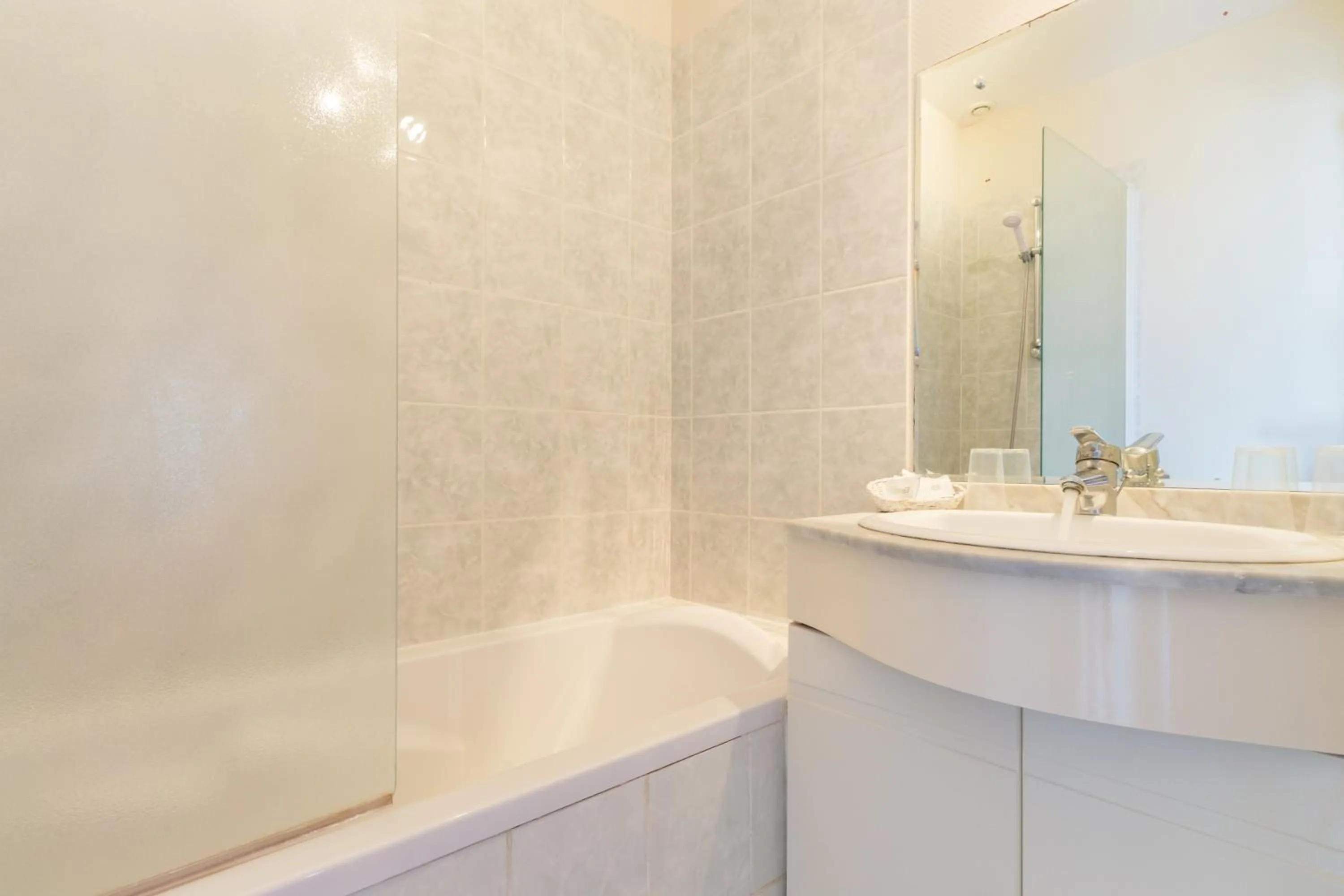 Bathroom in Le Canada