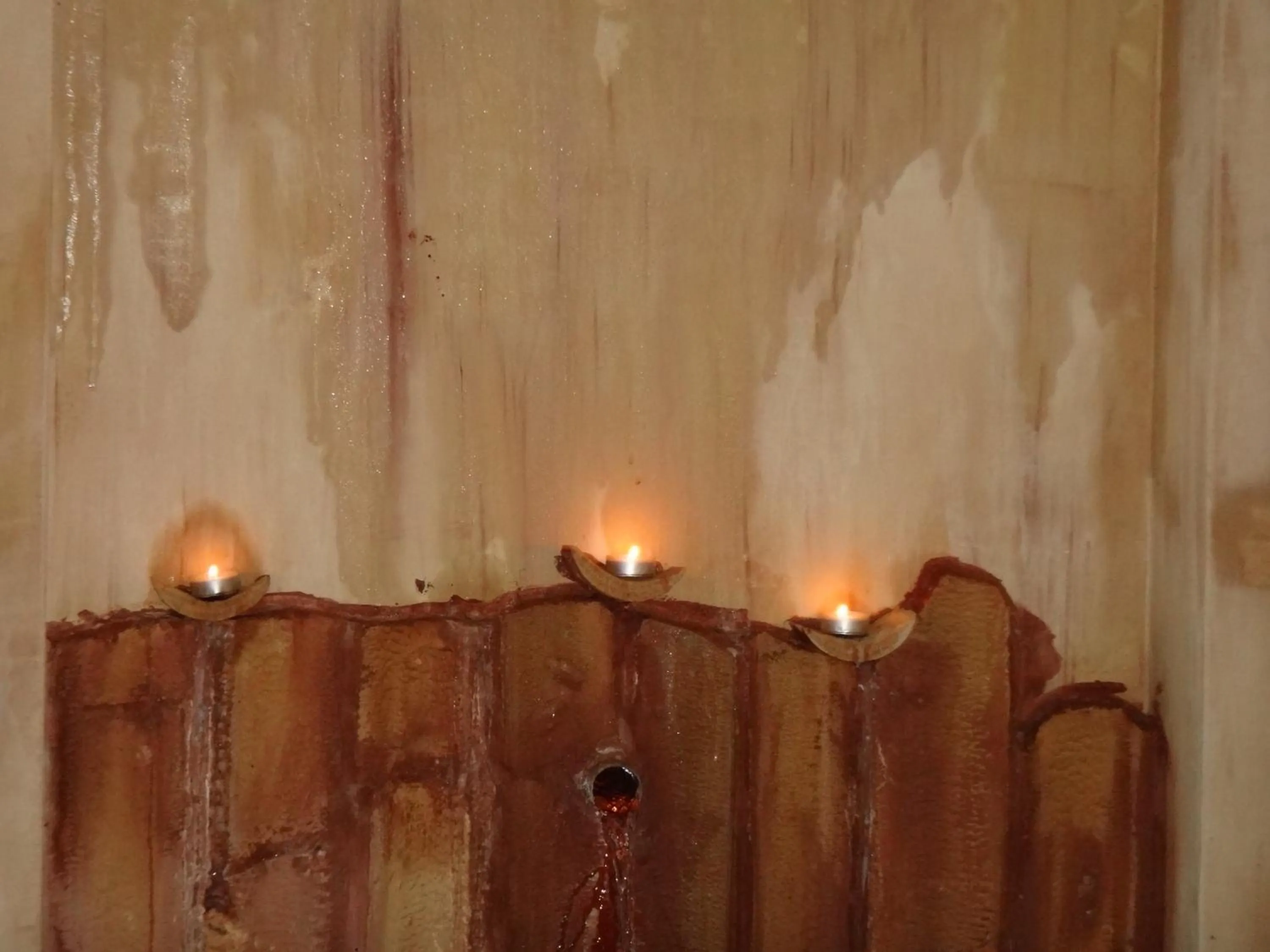 Hot Spring Bath in Skourtaniotis spa rooms