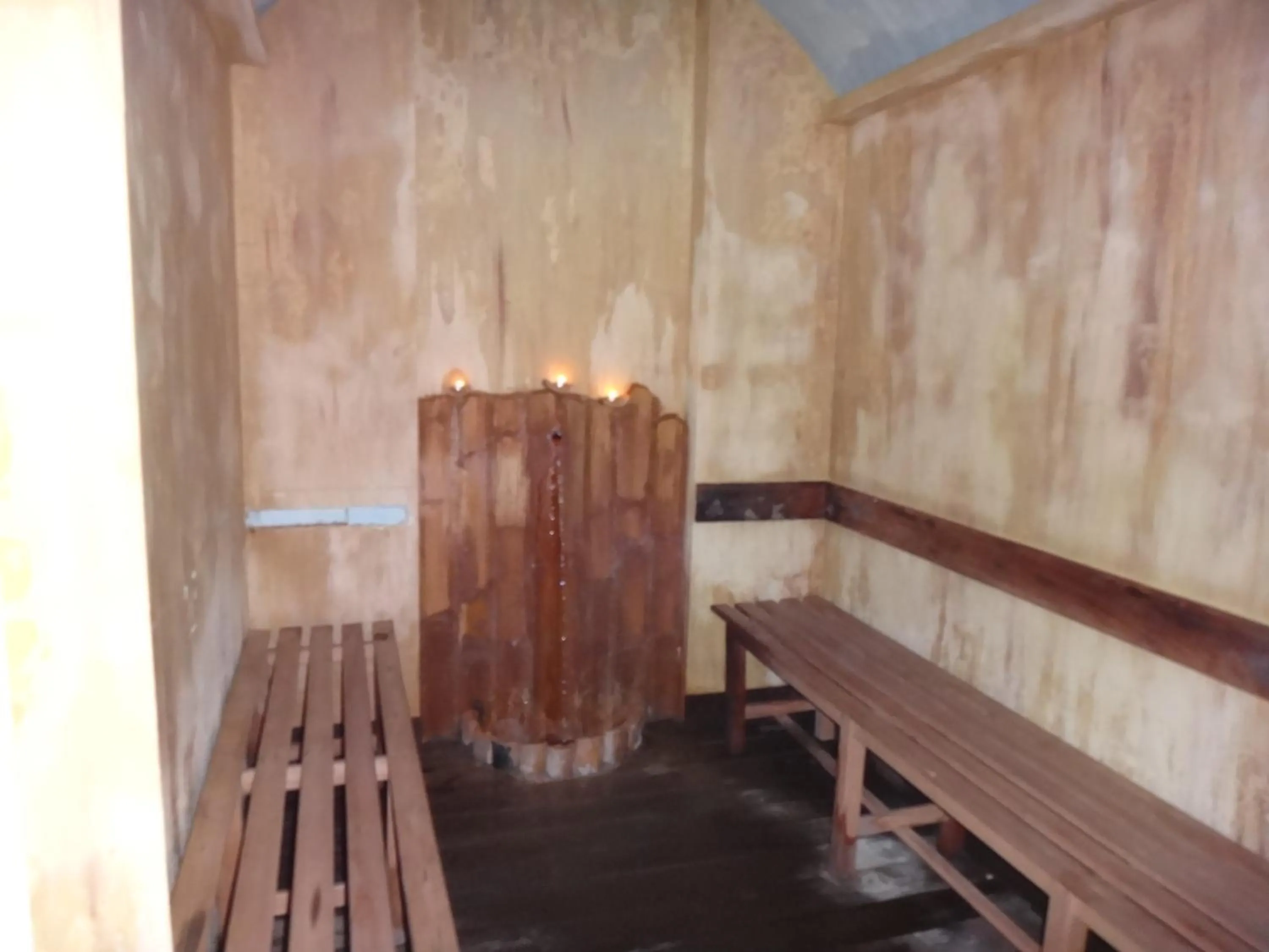 Steam room in Skourtaniotis spa rooms