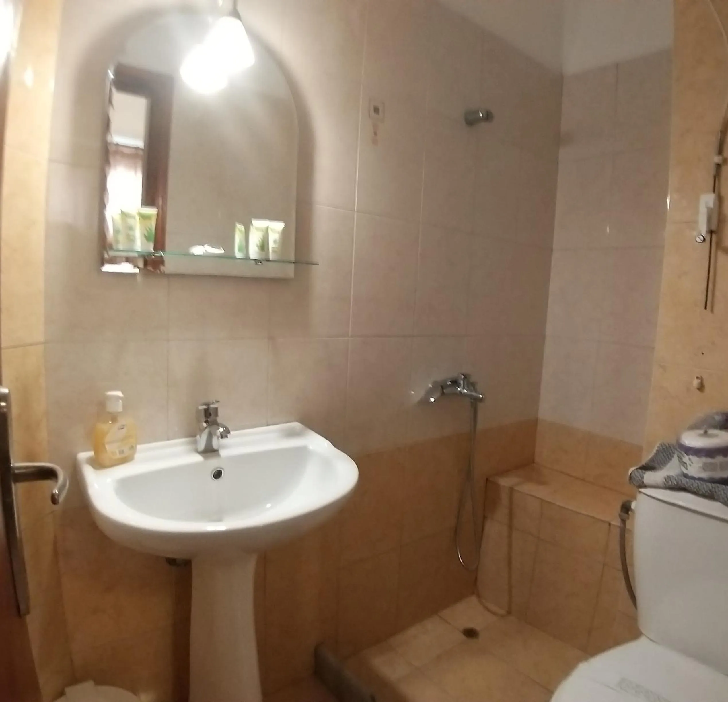 Bathroom in Skourtaniotis spa rooms