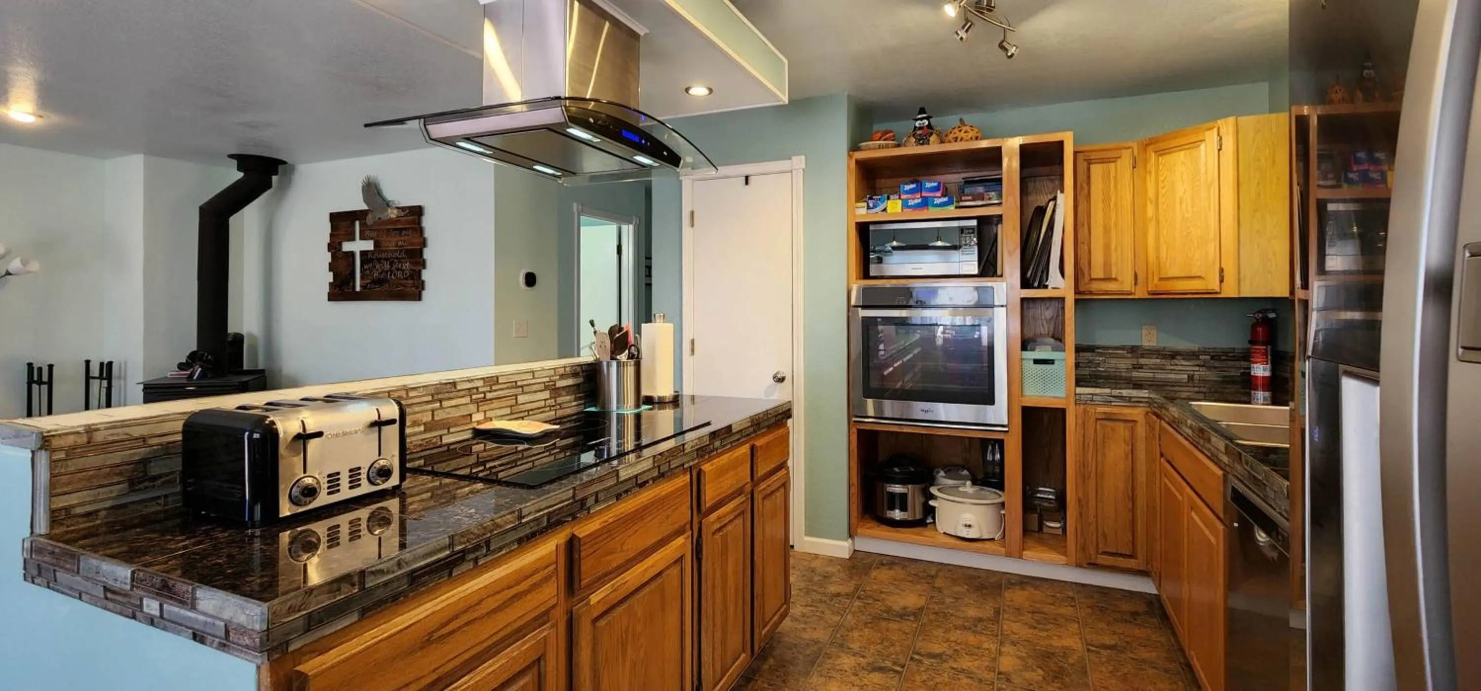 kitchen in Trinity Escapes - Two Bedroom two bathroom full Apartment near airport