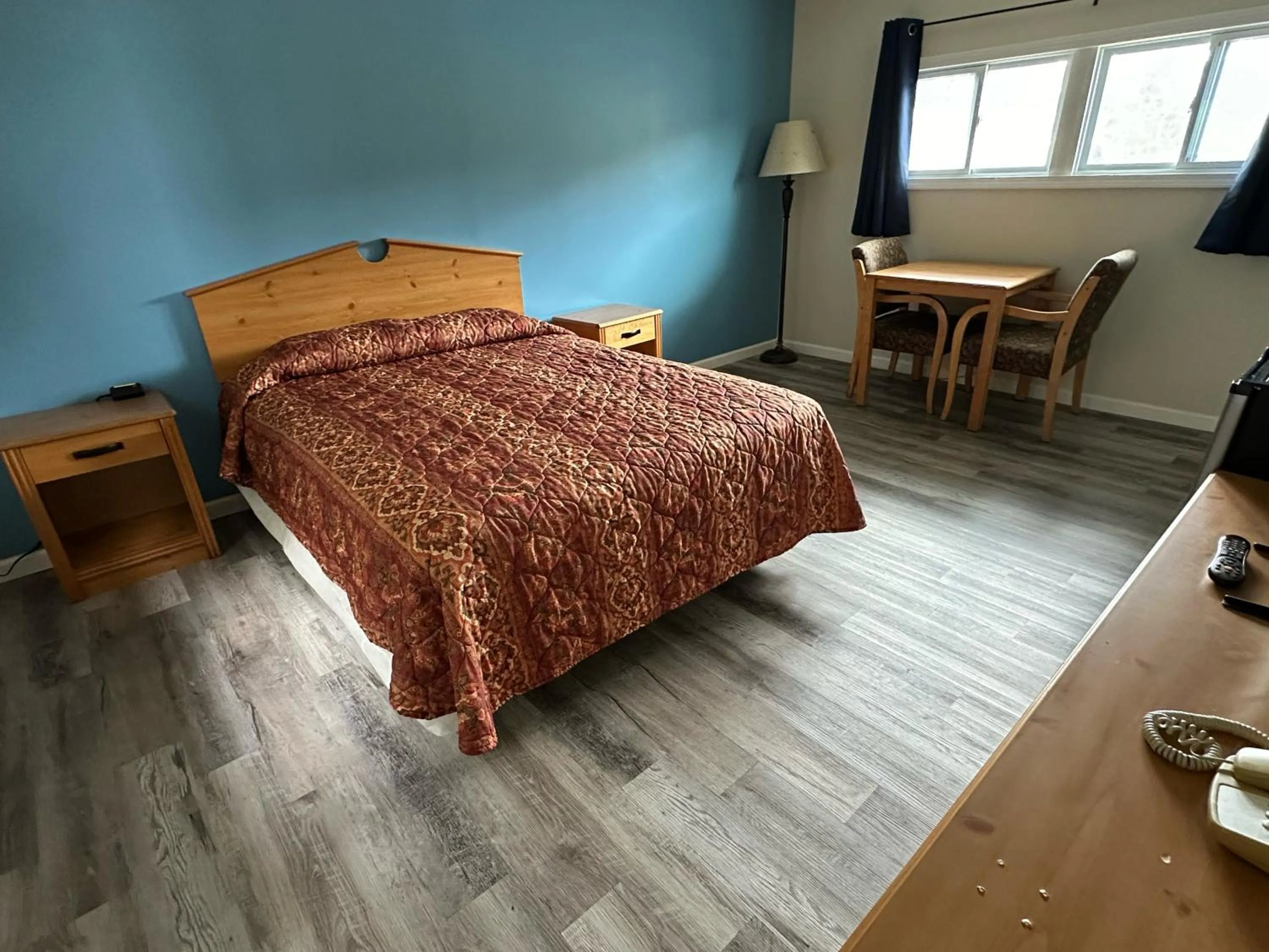 Bedroom, Bed in Oakdell Motel WATERFORD CT