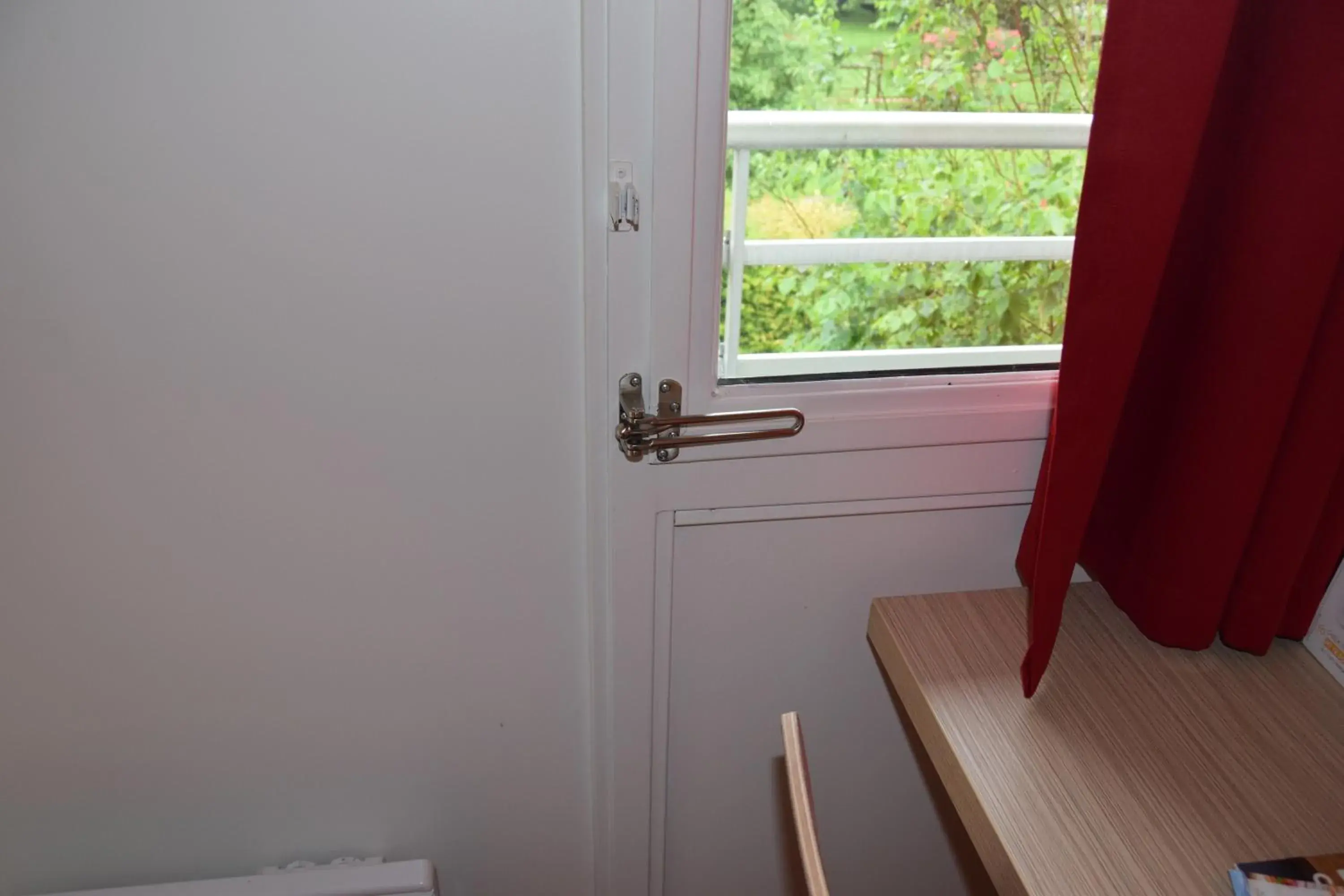 Triple Room with 1 Double + 1 Single Bed in Premiere Classe Creil - Villers Saint Paul Triple Room with 1 Double + 1 Single Bed in Premiere Classe Creil - Villers Saint Paul