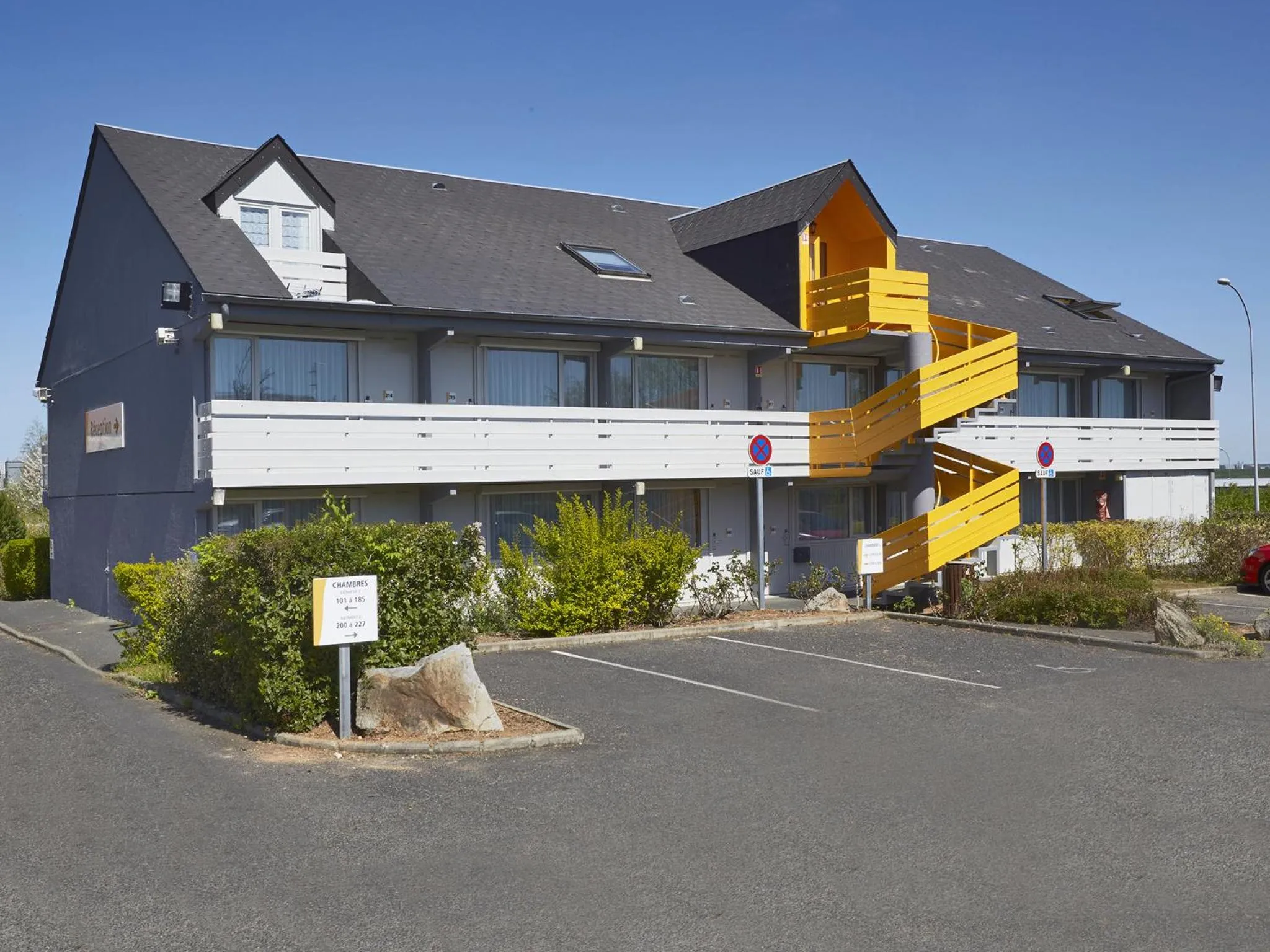 Property building in Premiere Classe Poitiers Futuroscope - Chasseneuil