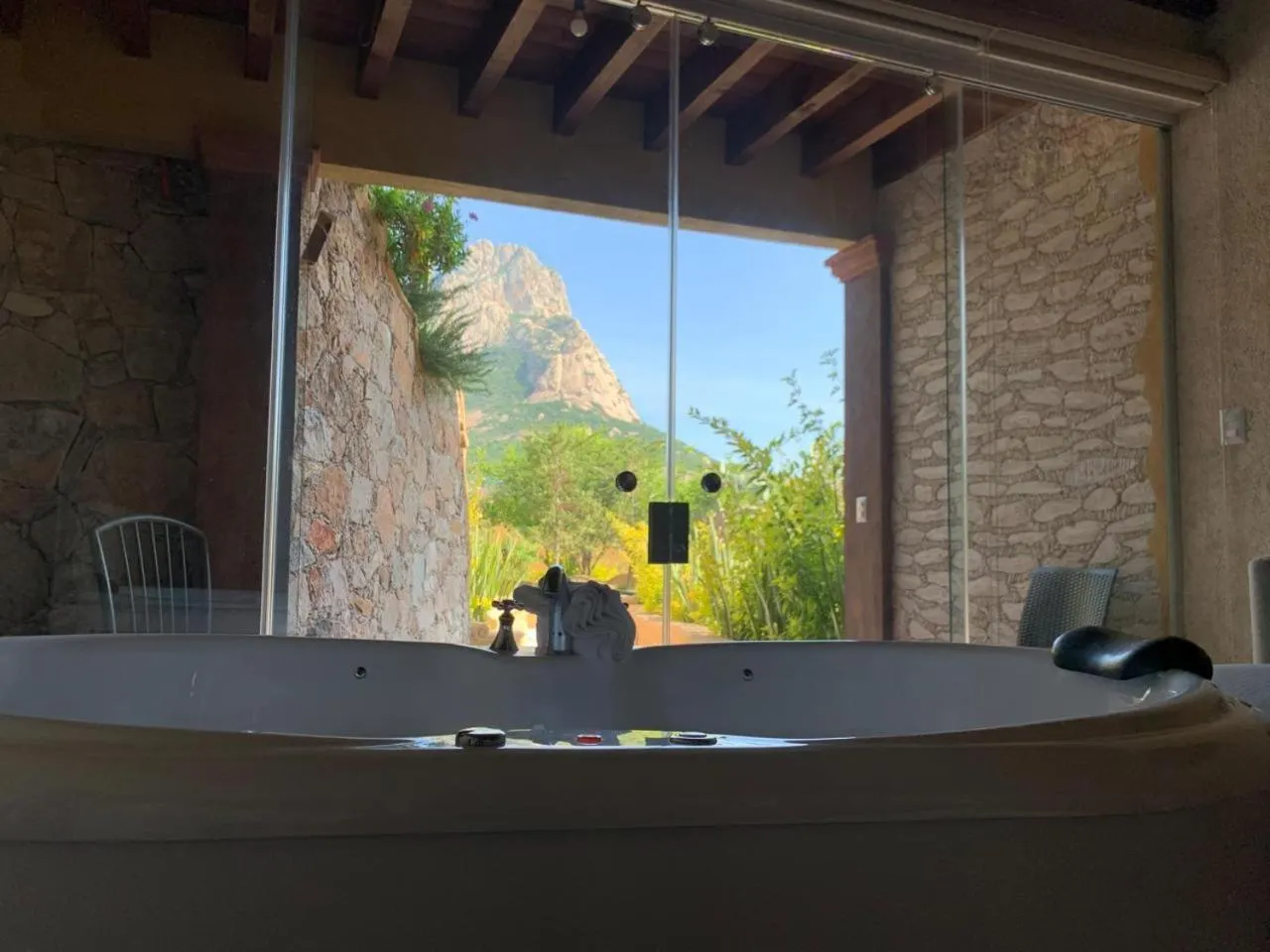 Hot Tub in Zidada Hotel and Chalets