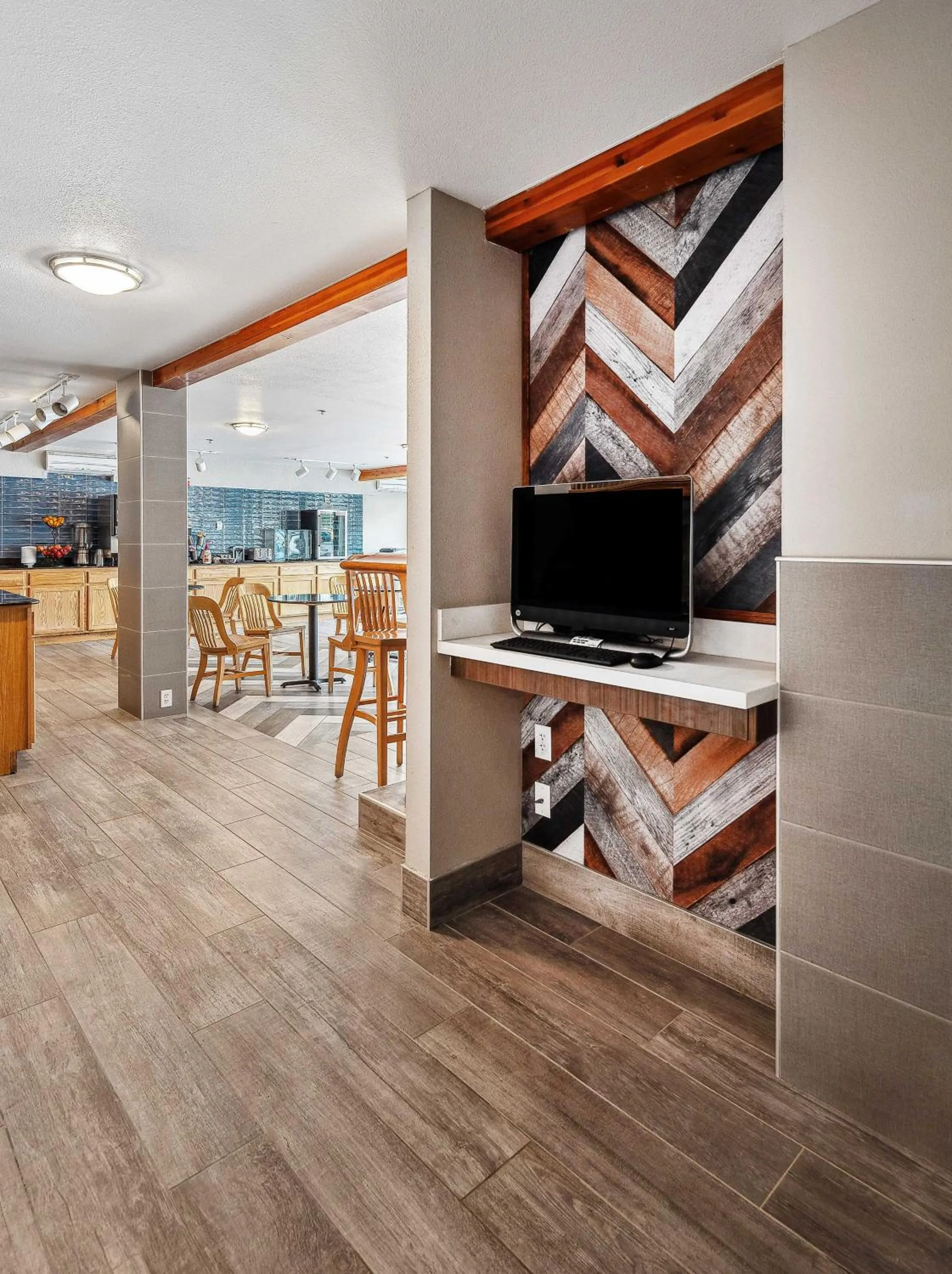 Business facilities in Hotel Edgewater