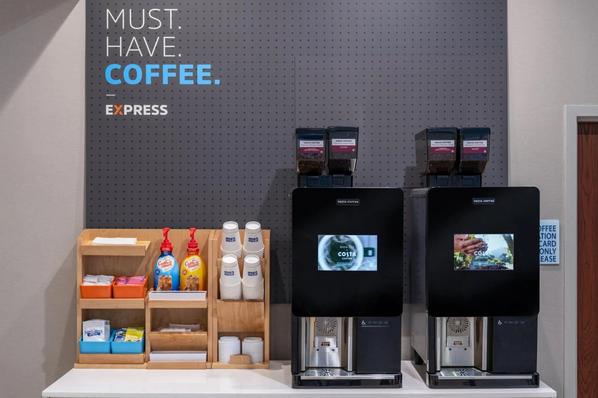 Breakfast in Holiday Inn Express St. Petersburg North / I-275 by IHG