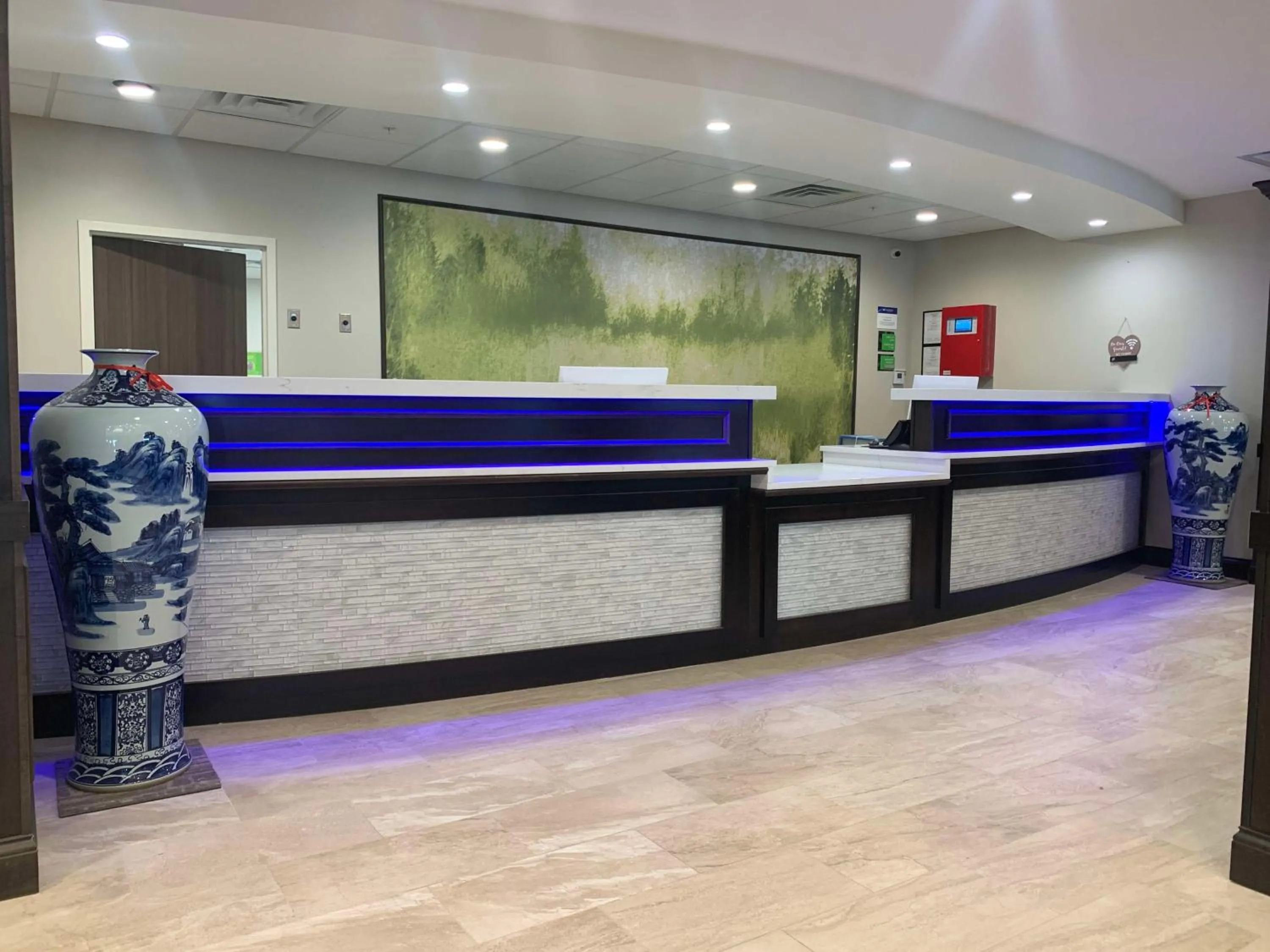 Lobby or reception in Best Western Plus Horseheads Inn & Suites