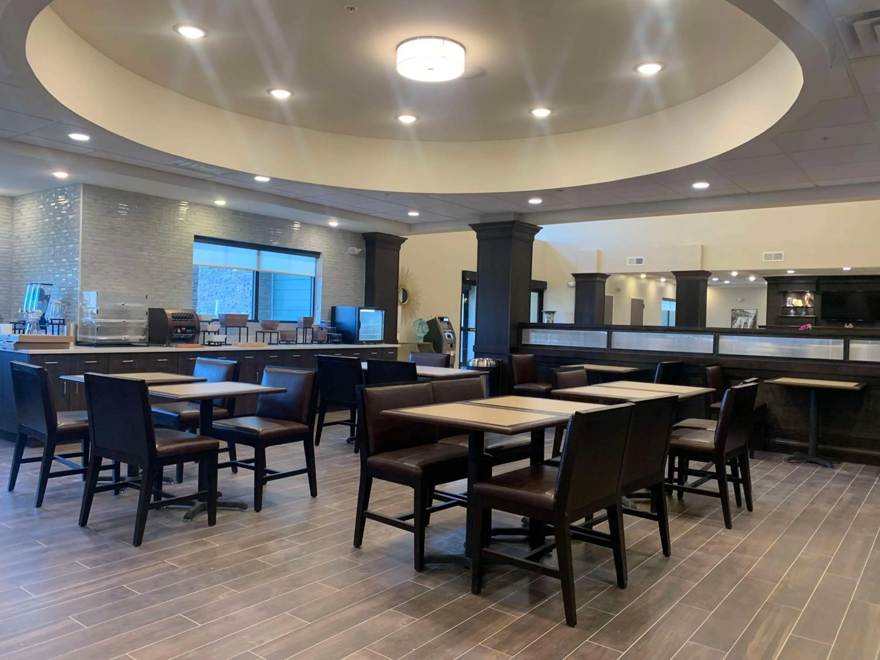 Breakfast in Best Western Plus Horseheads Inn & Suites