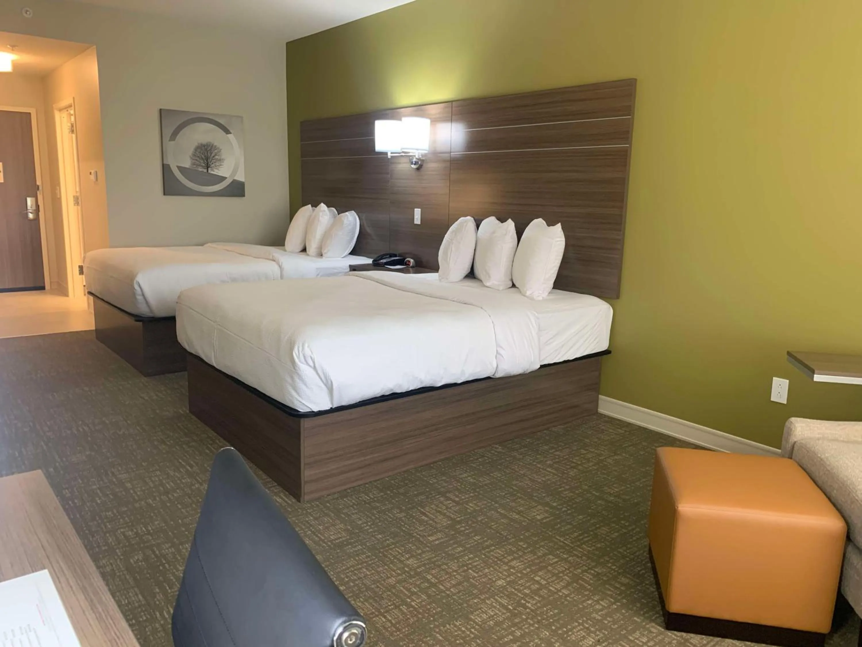 Bedroom, Bed in Best Western Plus Horseheads Inn & Suites