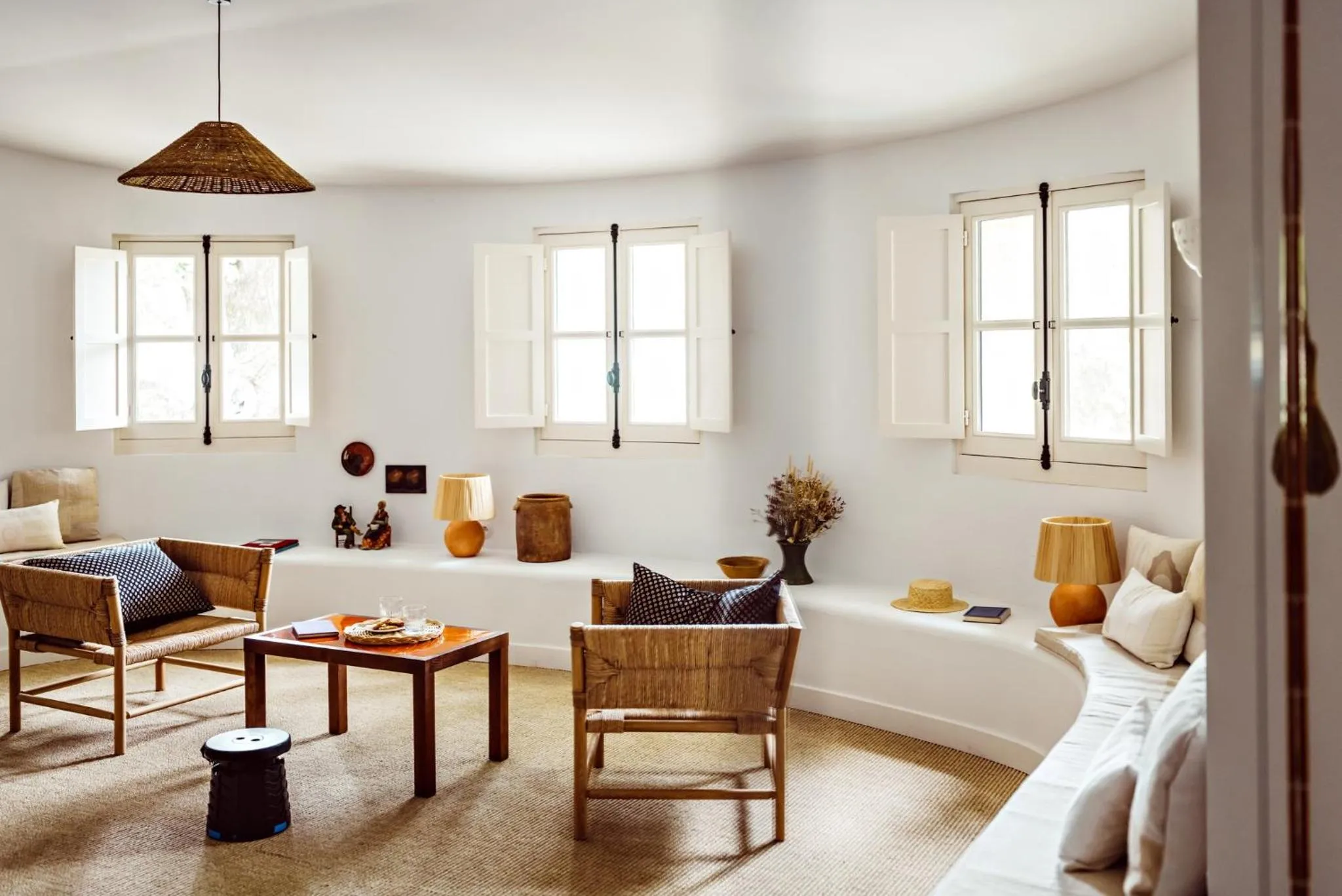 Photo of the whole room in Le Moulin, Lourmarin, a Beaumier Hotel