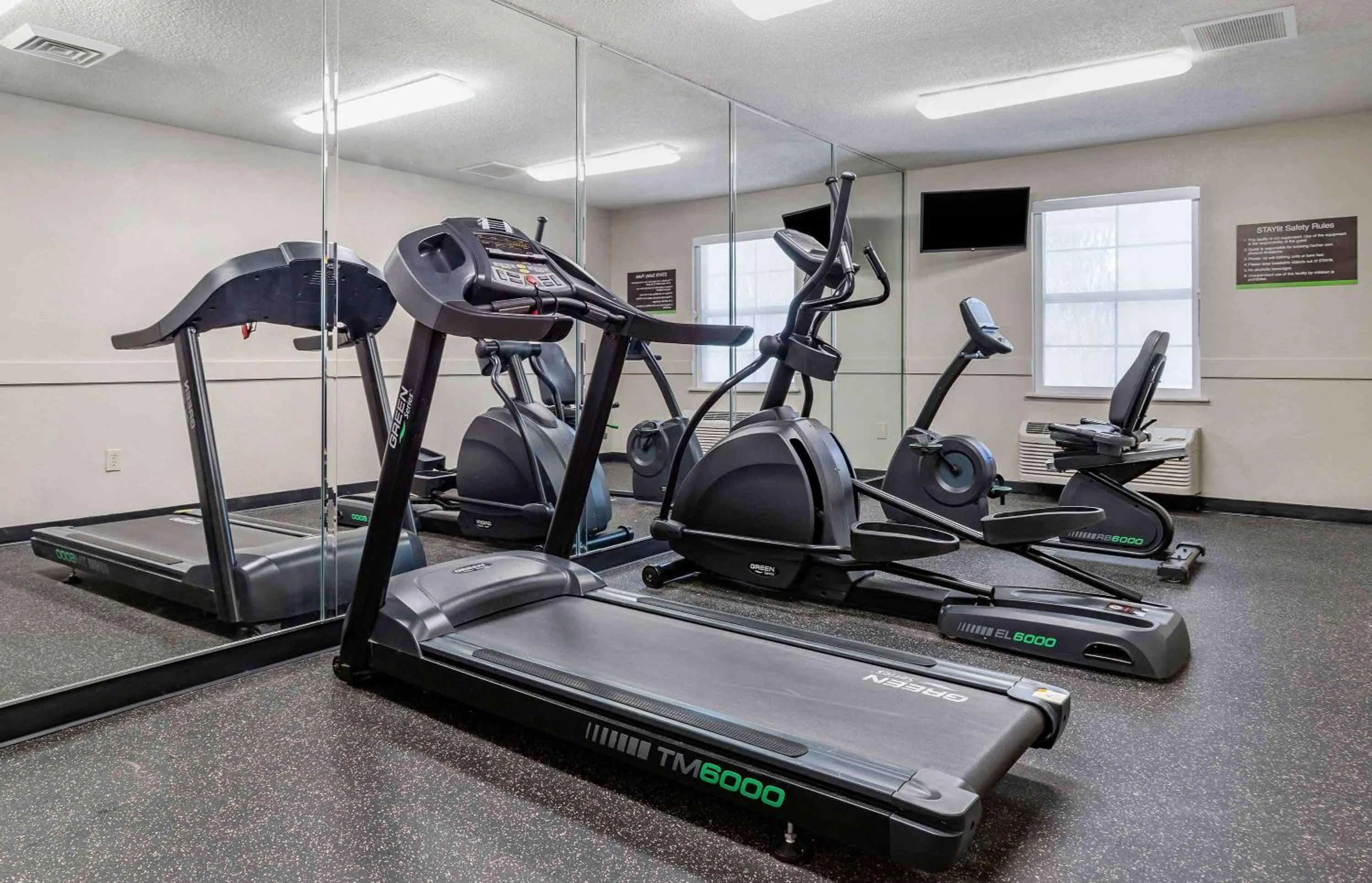 Fitness centre/facilities in Extended Stay America Premier Suites - Charlotte - Pineville - Pineville Matthews Rd.