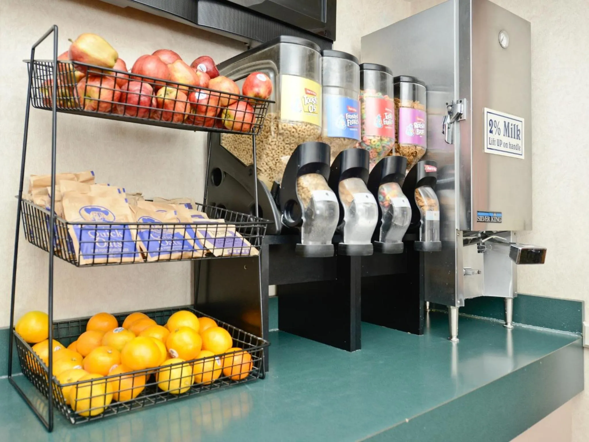 Food in Clubhouse Inn