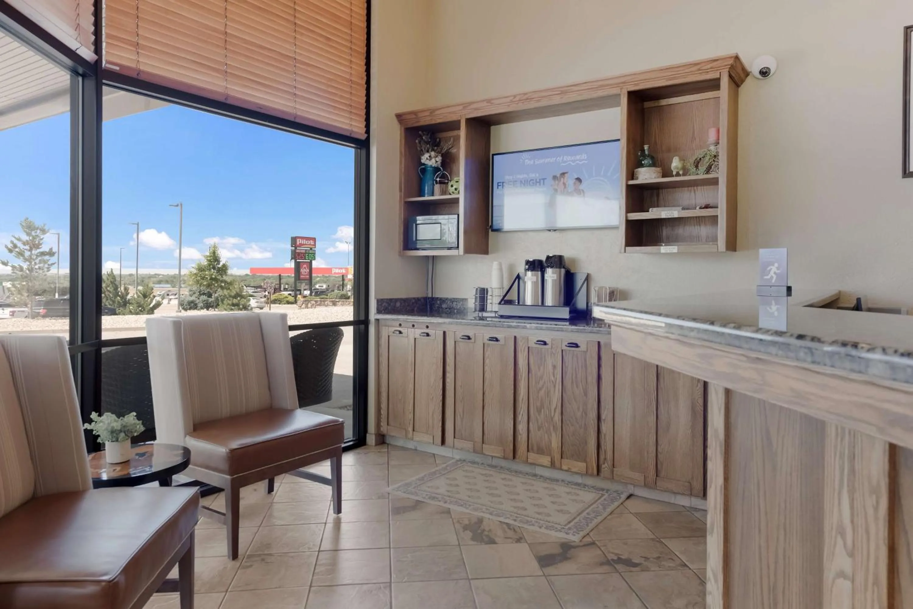 Lobby or reception in Best Western Foothills Inn