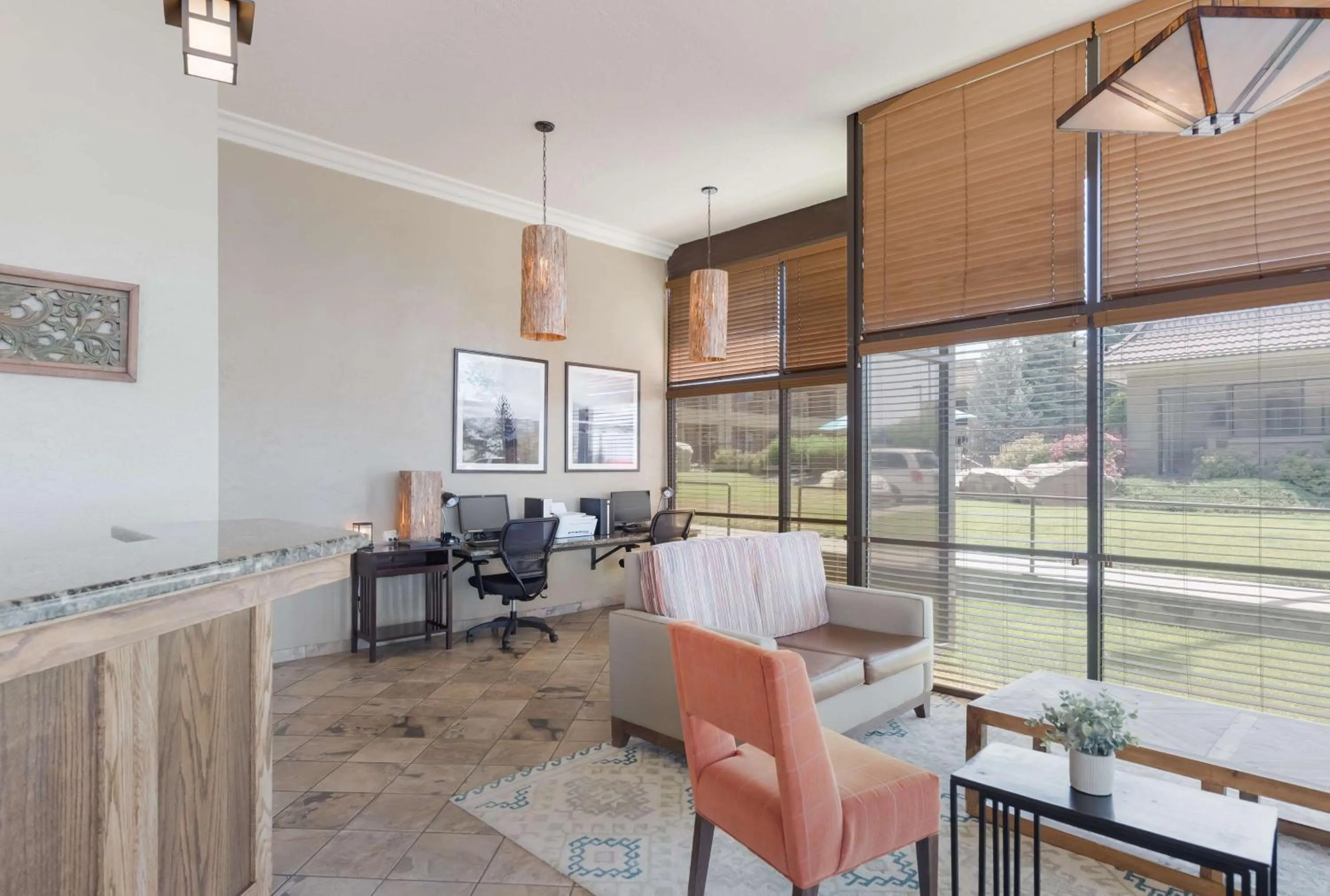 Lobby or reception in Best Western Foothills Inn