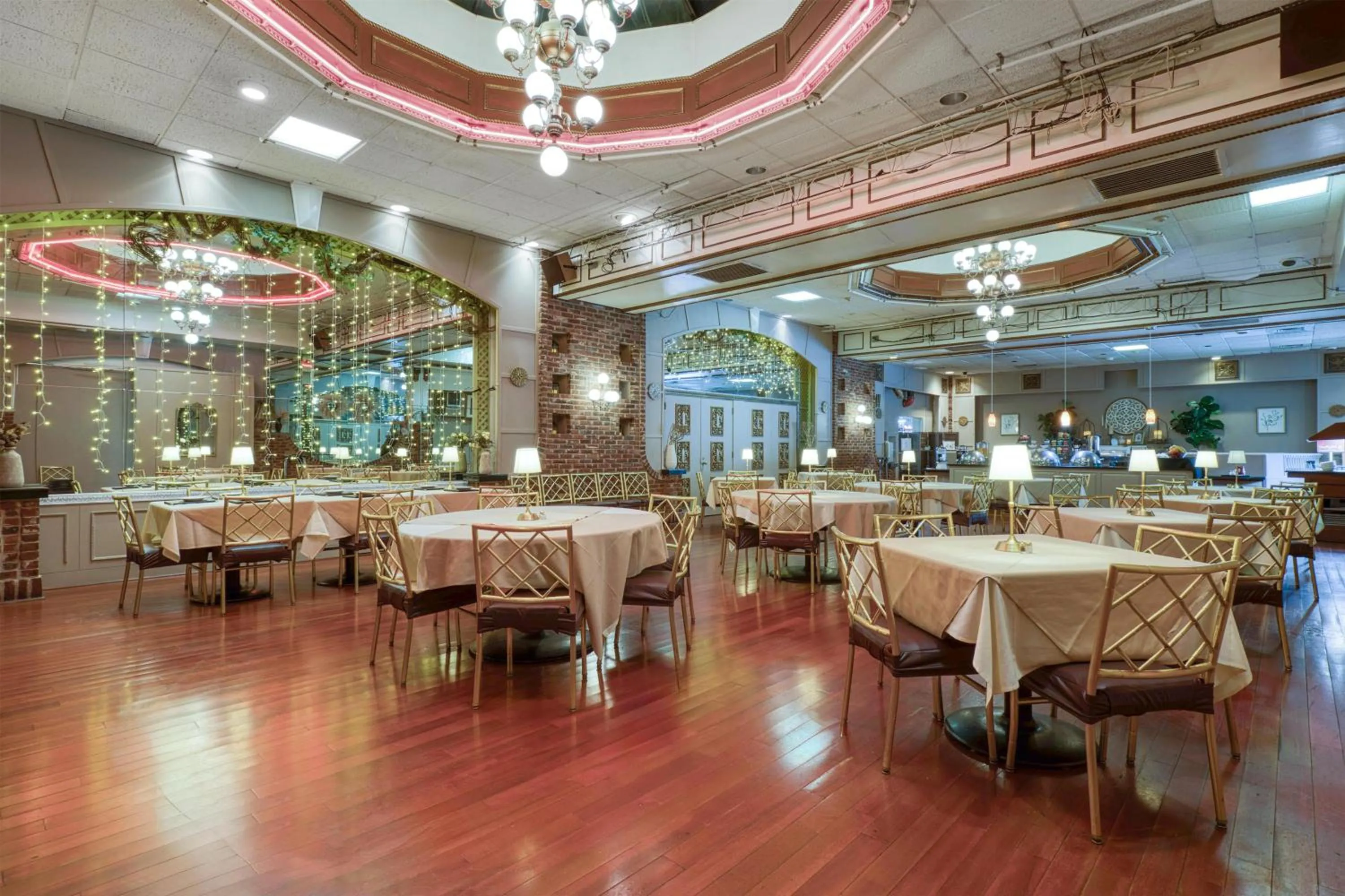 Breakfast in Best Western Plus Wilkes Barre Center City