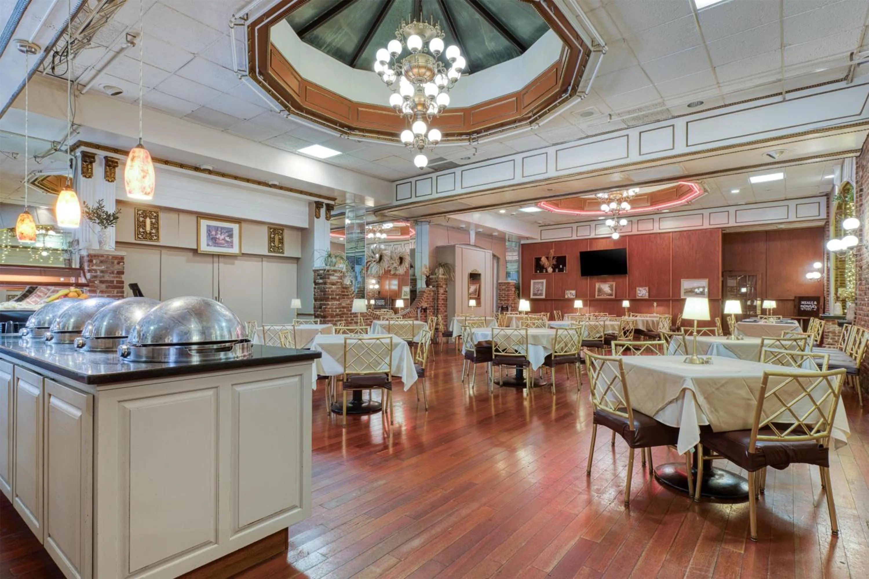 Breakfast in Best Western Plus Wilkes Barre Center City