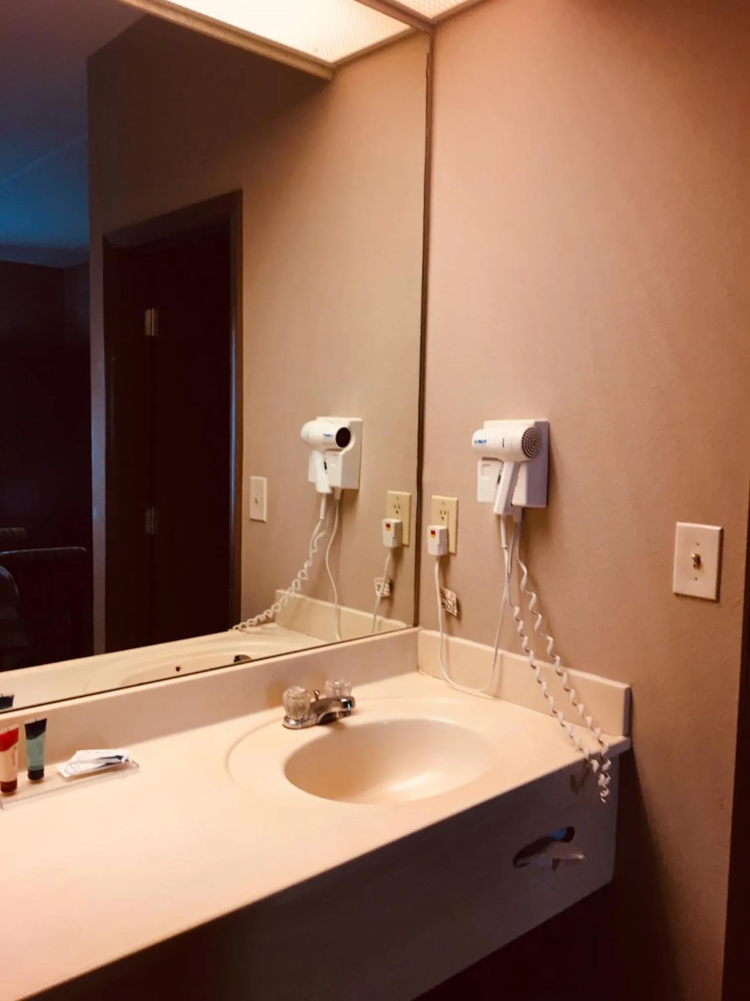 Hawthorn Extended Stay by Wyndham Conyers