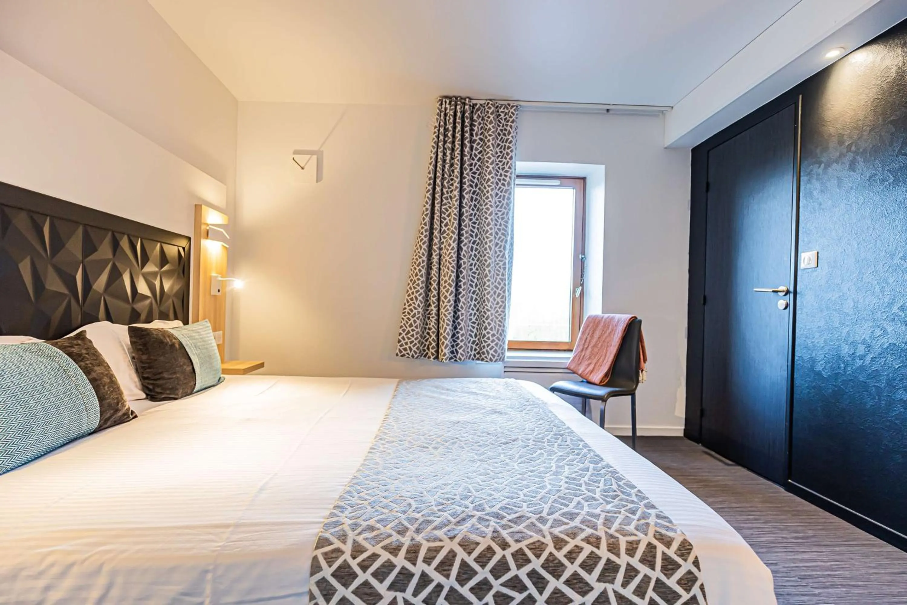 Bedroom, Bed in Best Western Le Moulin de Ducey