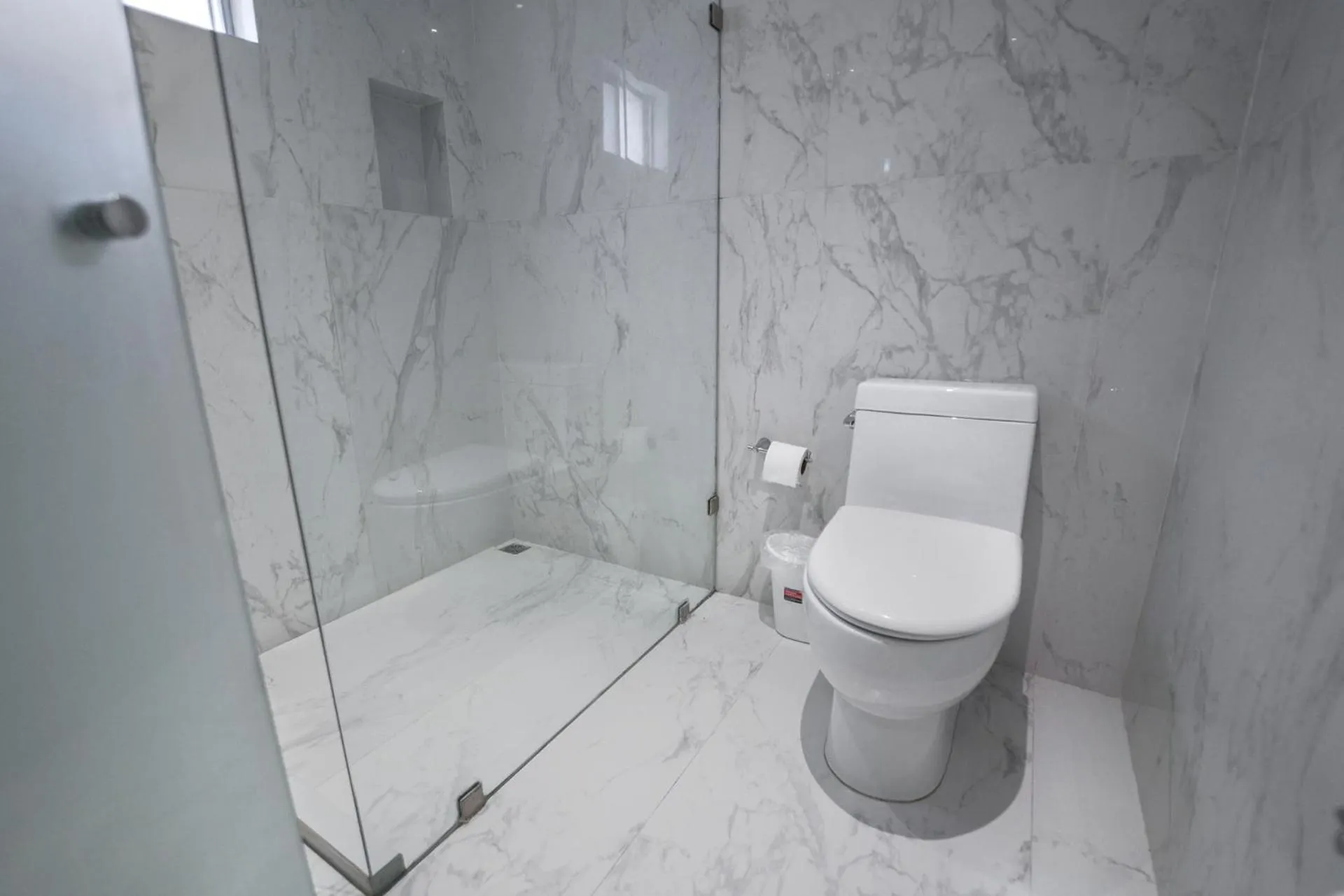 Shower in Stay Inn Hotels