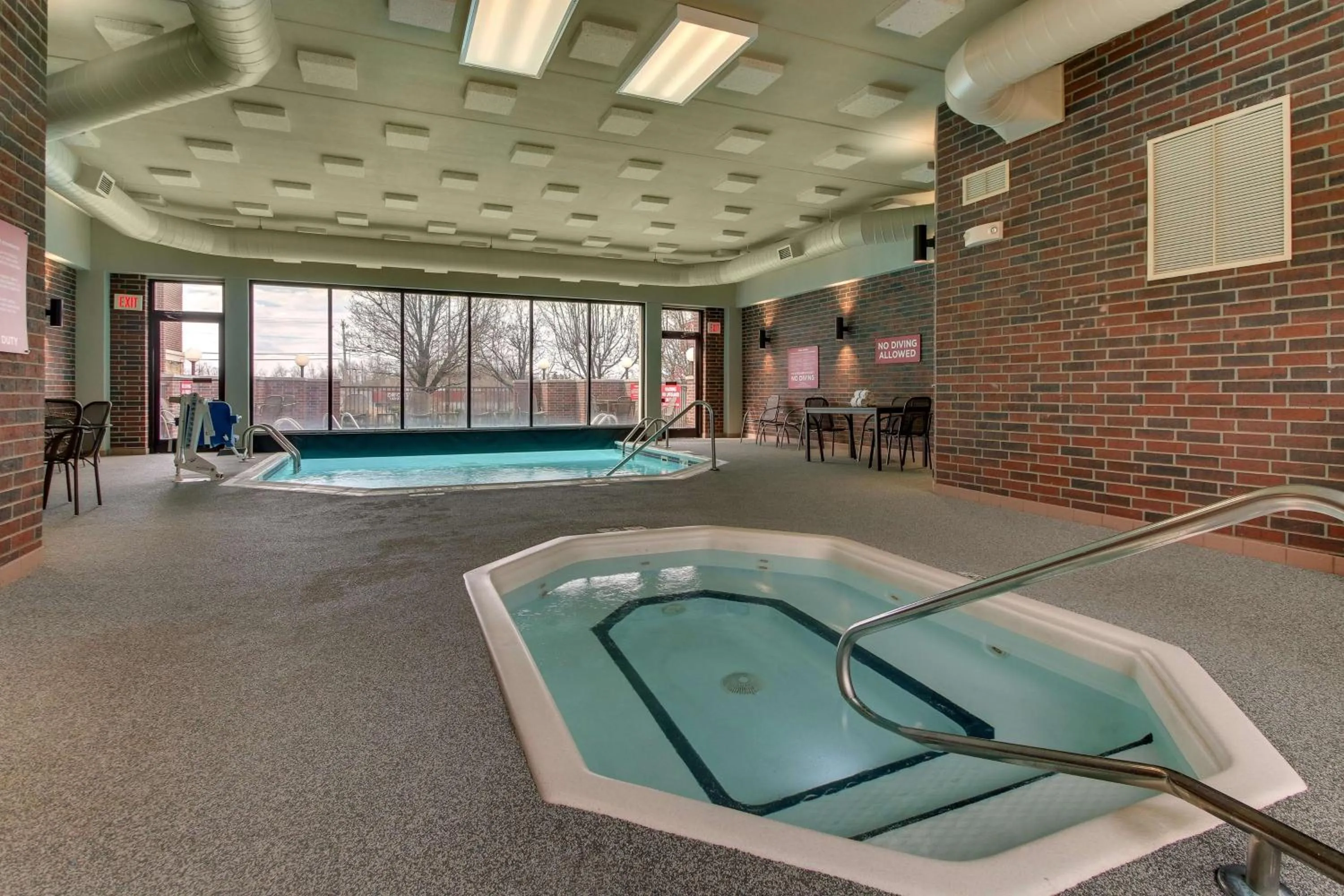 Activities in Drury Inn & Suites Poplar Bluff