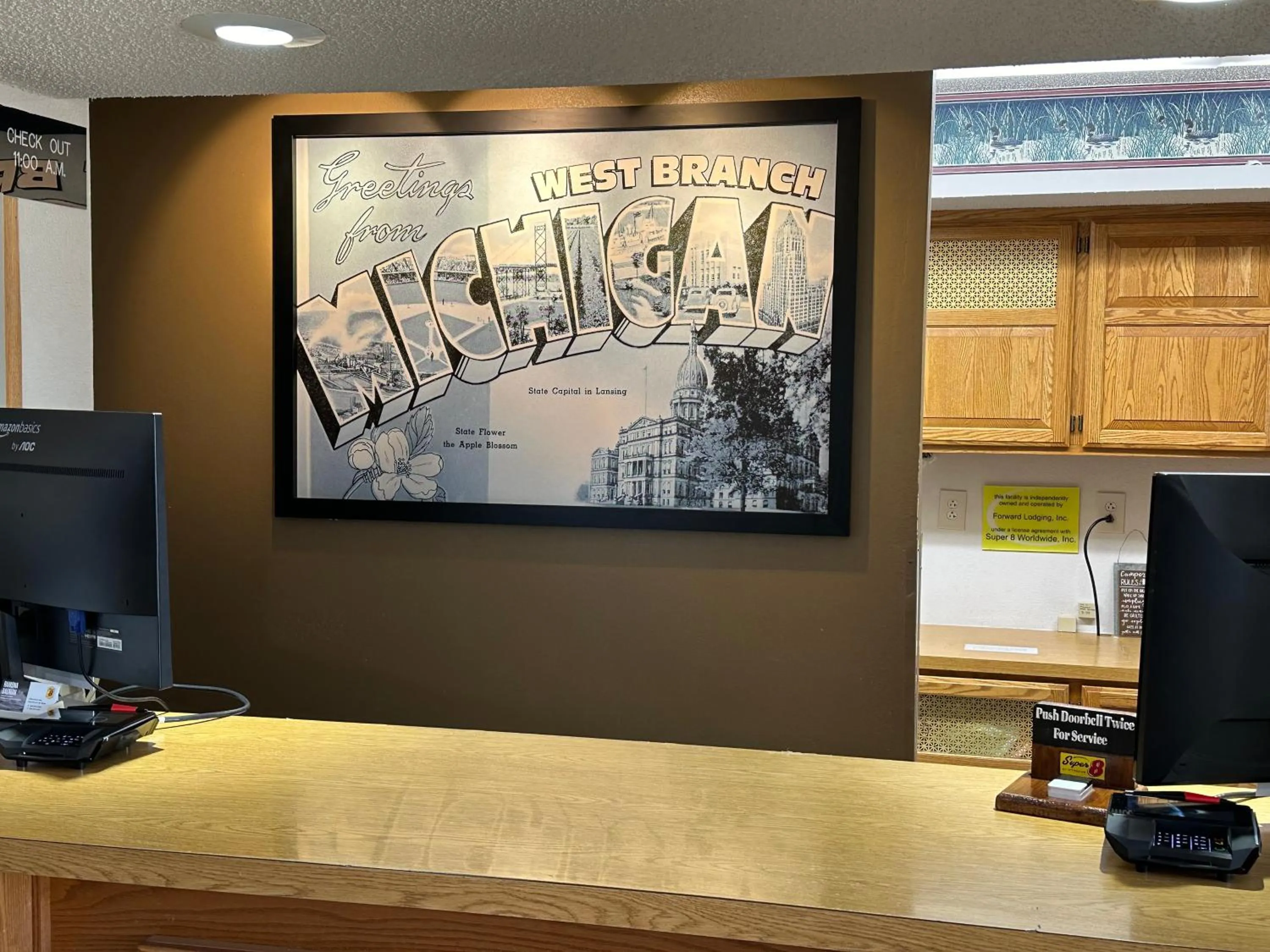 Lobby or reception in Super 8 by Wyndham West Branch