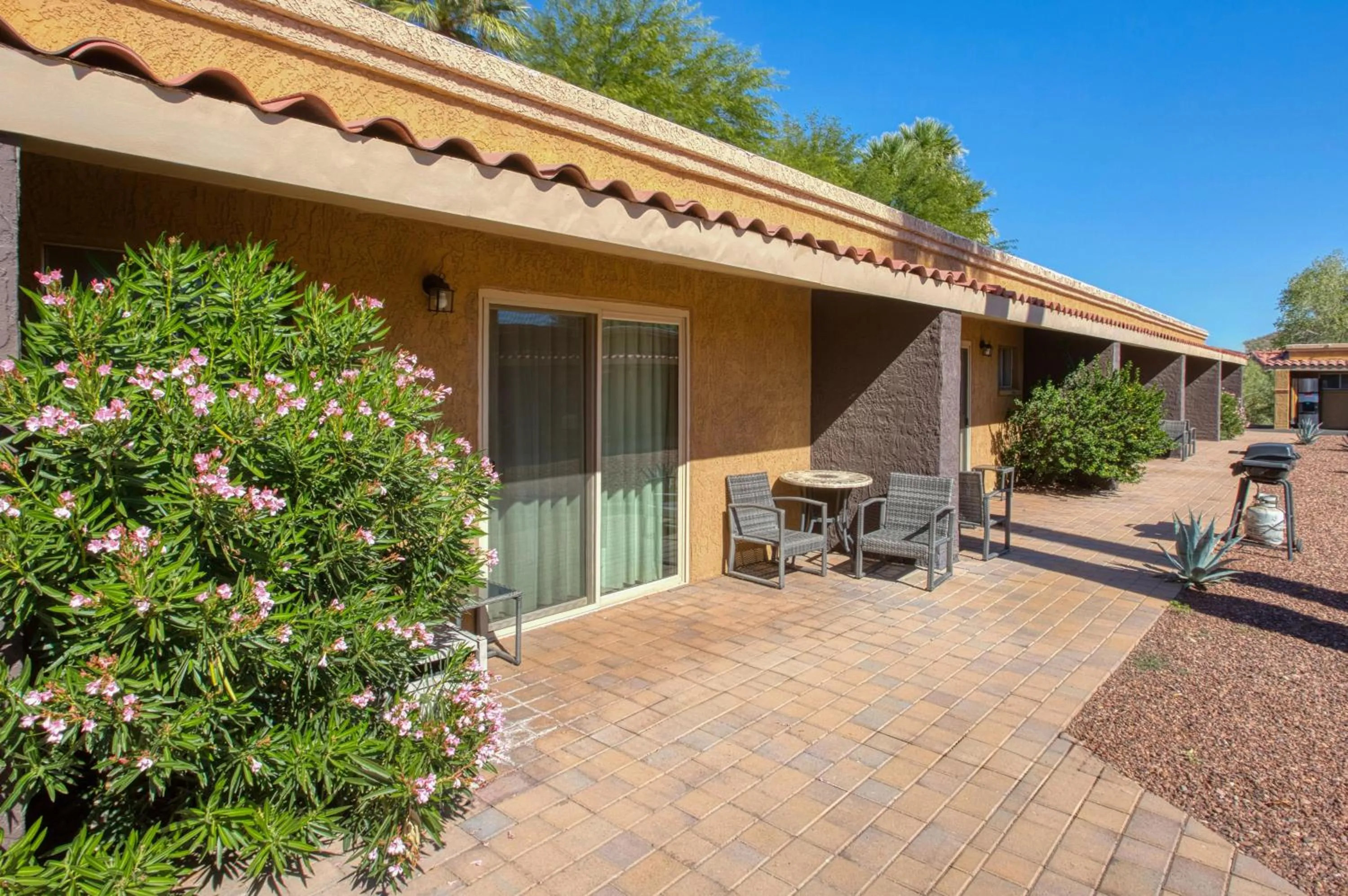 Bedroom in Best Western Rancho Grande