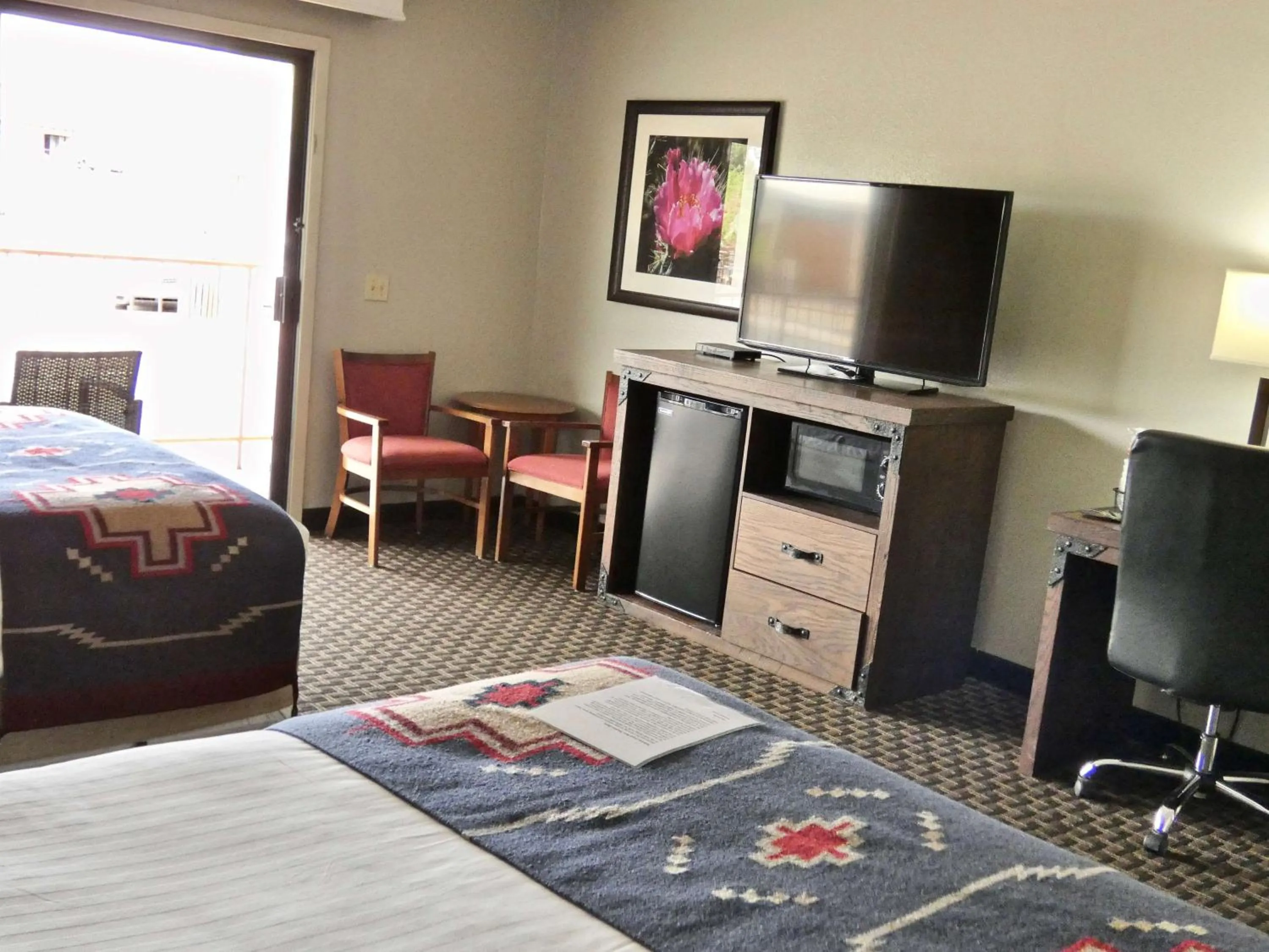 Queen Room with Two Queen Beds - Mobility Access - Non-Smoking in Best Western Rancho Grande