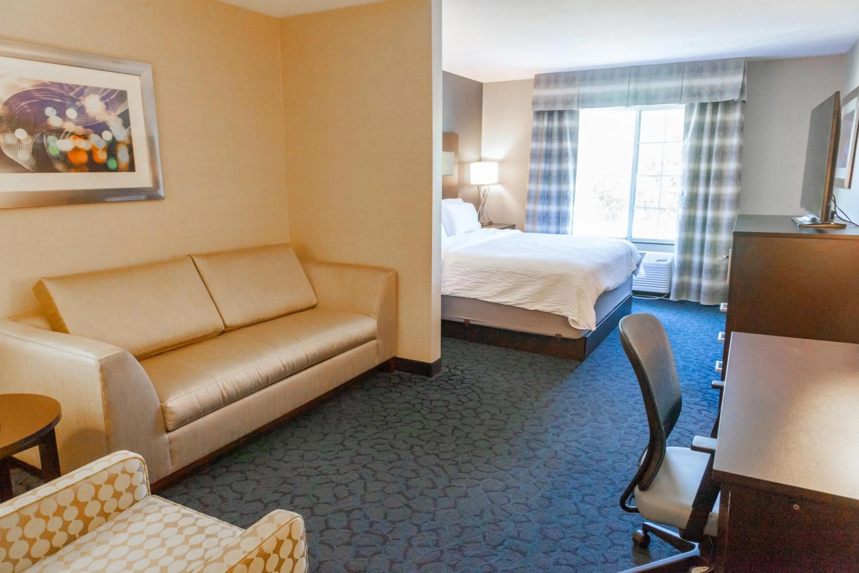 Bed in Holiday Inn Express Jackson by IHG
