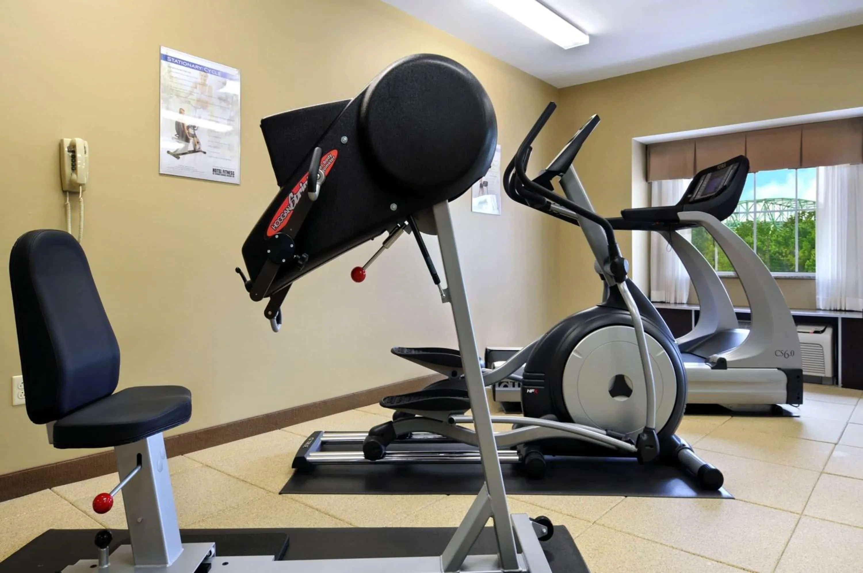 Fitness centre/facilities in Microtel Inn & Suites by Wyndham Marietta